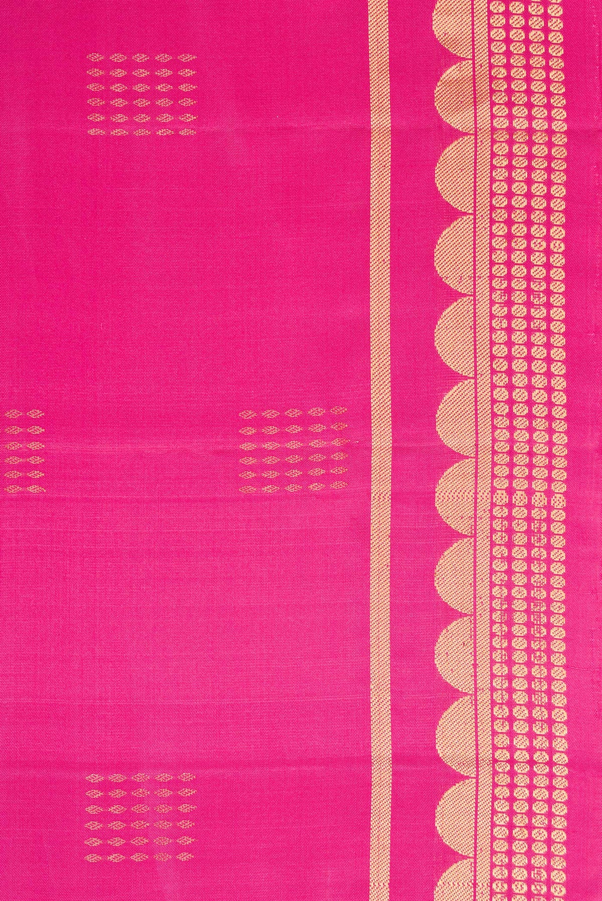 Border image of Pink Dual Tone Soft Silk Saree with Zari Butta on the body and Fancy Border. 