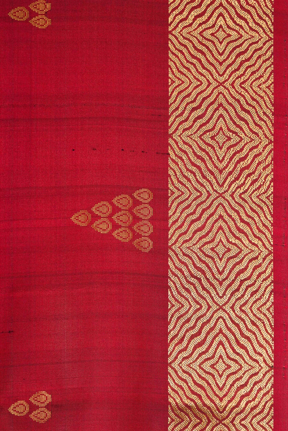 Border image of Maroon Dual Tone Soft Silk Saree with Zari Butta on the body and Zari Border. 