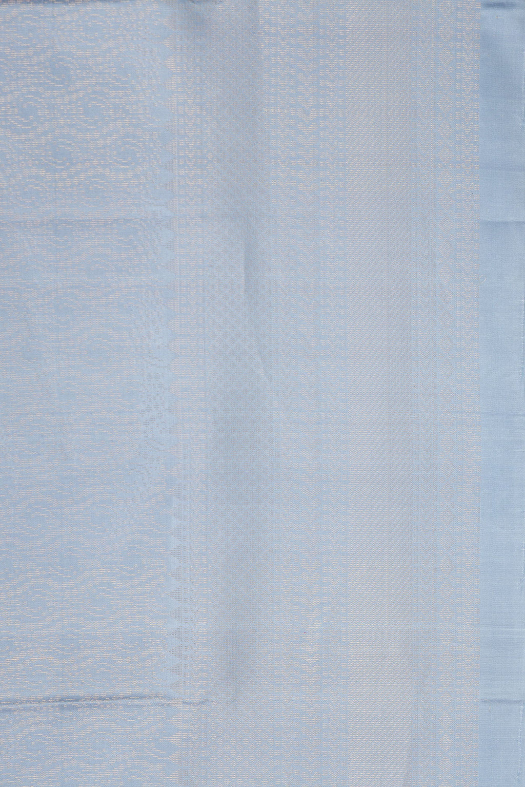 Border image of Grey Dual Tone Soft Silk Saree with Zari Brocade on the body and Zari Border. 