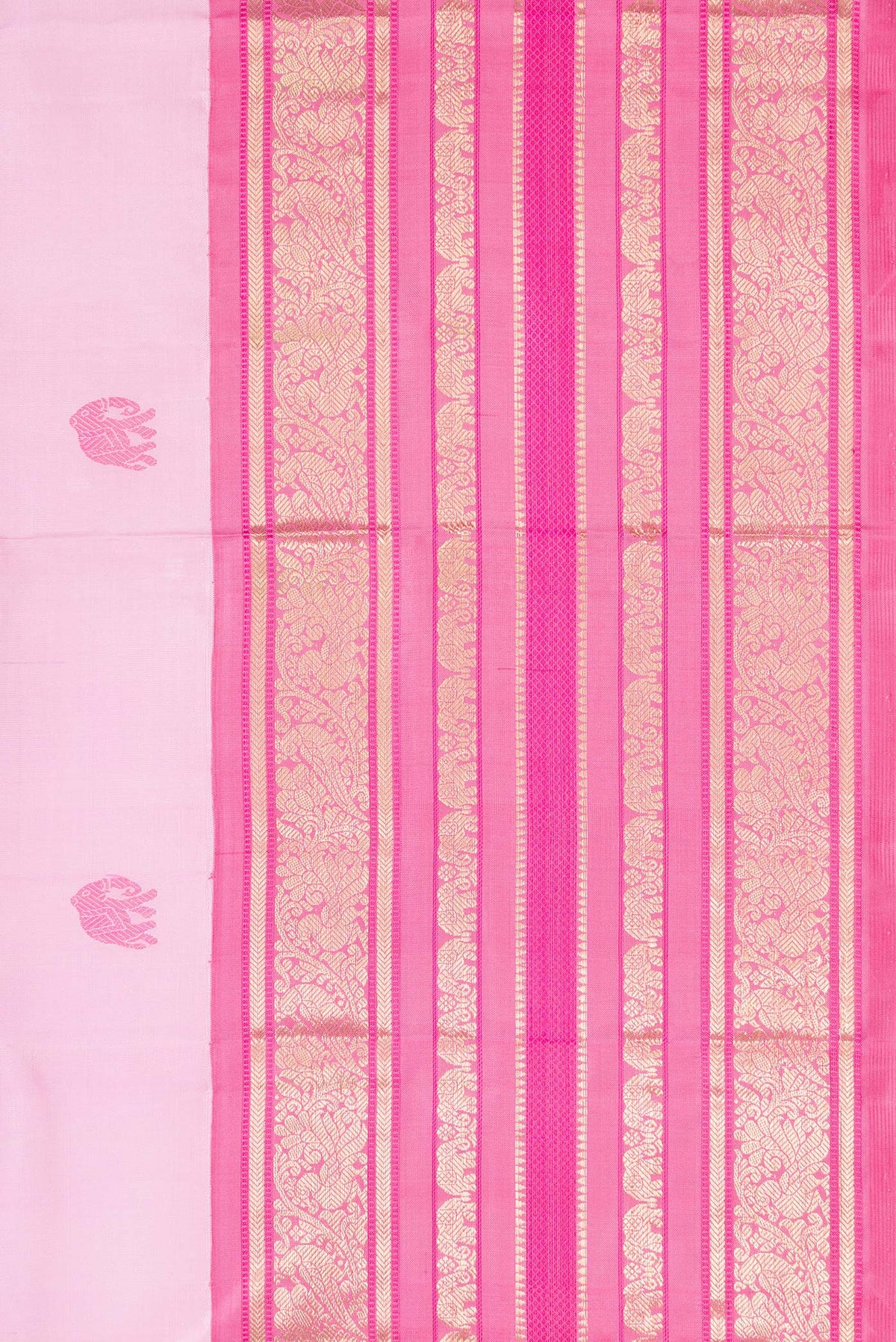 Border image of Pure Silk Pure Zari Rose pink Dual Tone Kanchipuram Saree with Thread Butta on the body and Fancy Border. 