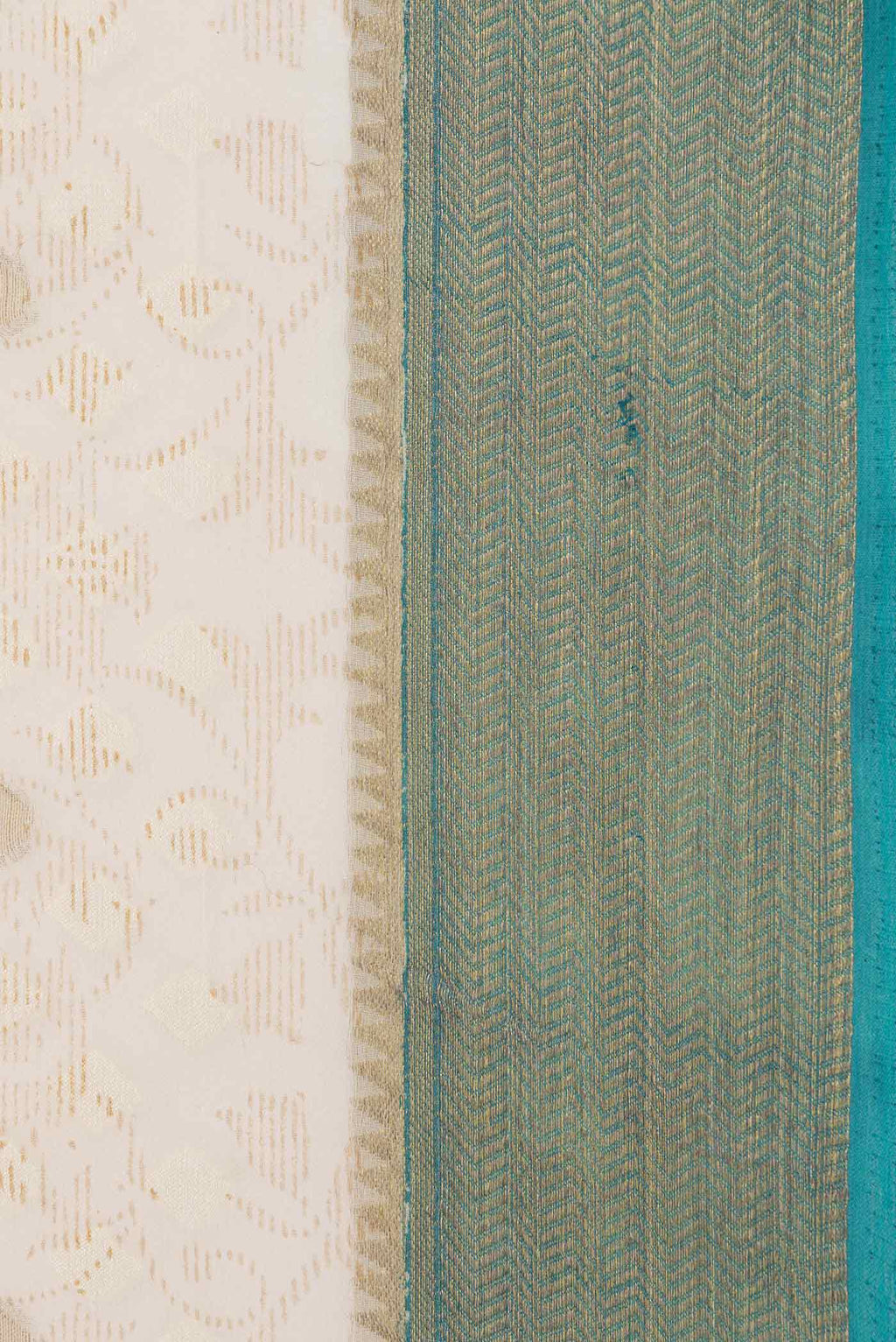 Border image of Cream Mysore Georgette Saree with Thread Butta on the body and Zari Border