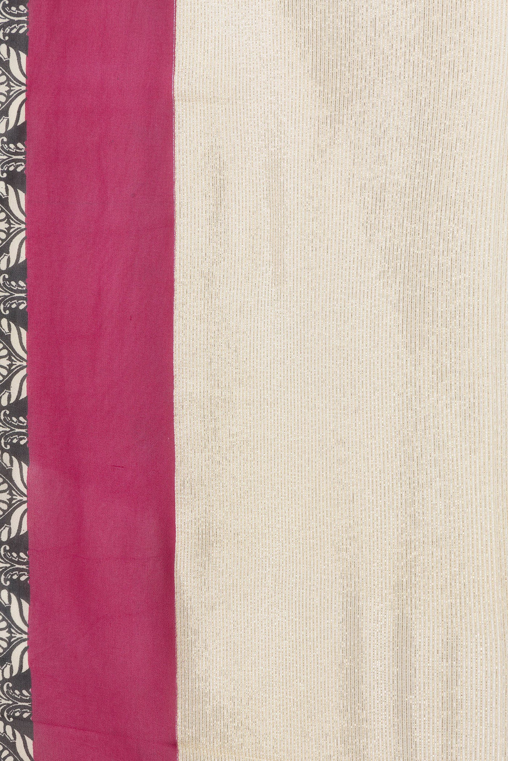 Border image of Black Dual Tone Mysore Georgette Saree with Printed design on the body and Zari Border. 