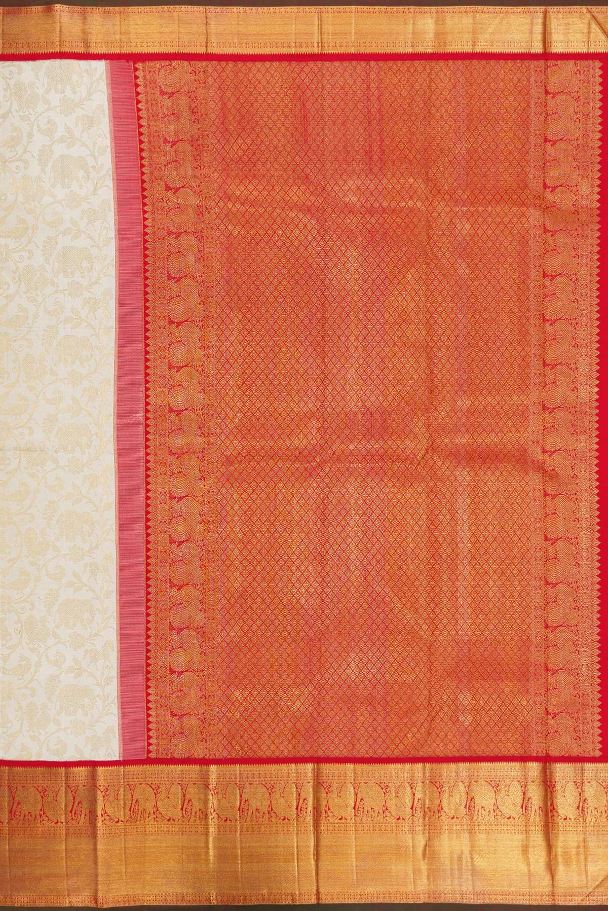 Close up image of the pallu of Off White Dual Tone Kanchipuram Silk Saree with Zari Brocade on the body and Zari Border. 