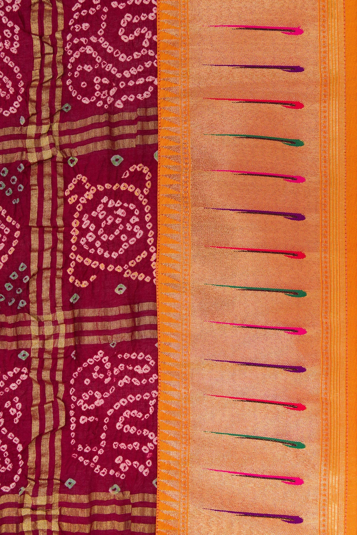 Border image of Maroon Dual Tone Bandhani Silk Saree with Bandhani Print on the body and Paithani Border. 