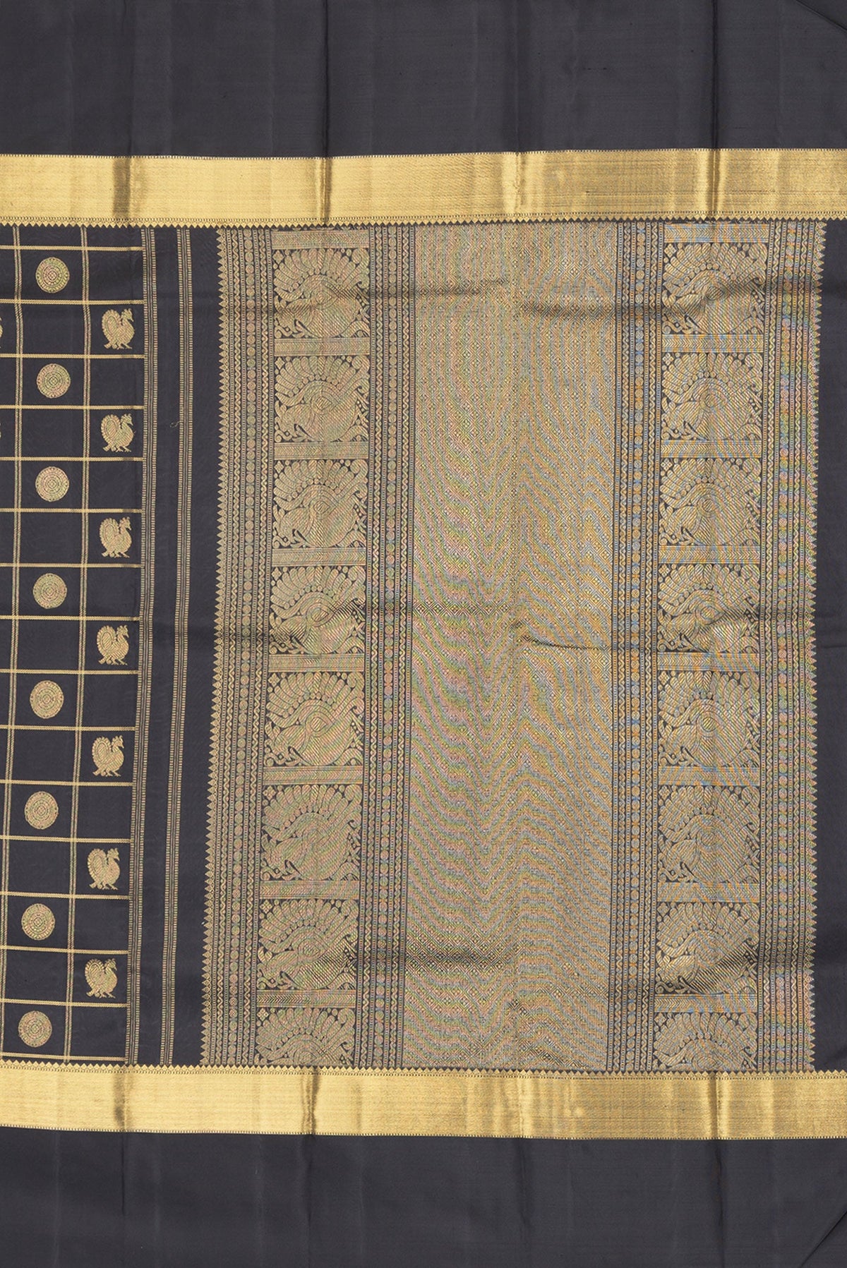 Close up image of the pallu of Black Dual Tone Kanchipuram Silk Saree with Checked design on the body and Zari Border. 