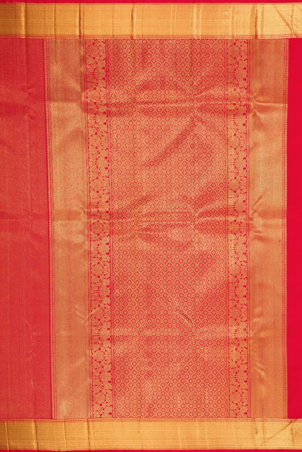Close up image of the pallu of Pure Silk Pure Zari Red Dual Tone Kanjivaram Saree with Zari Brocade on the body and Zari Border. 