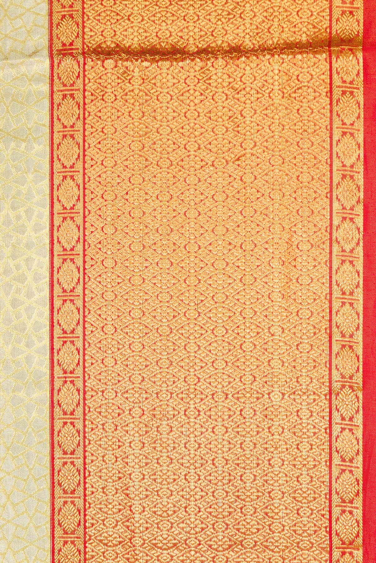Border image of Gold Dual Tone Kanchipuram Tissue Silk Saree with Zari Brocade on the body and Zari Border. 