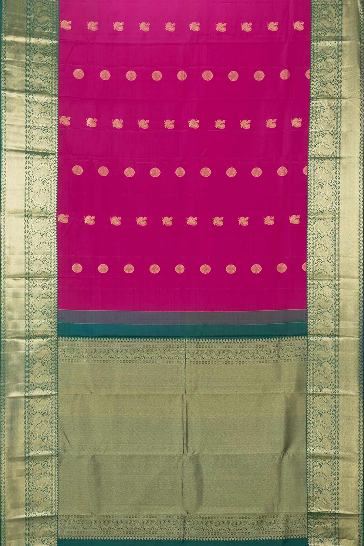 Flat view of Magenta Dual Tone Kanchipuram Saree with Zari Butta on the body and Zari Border