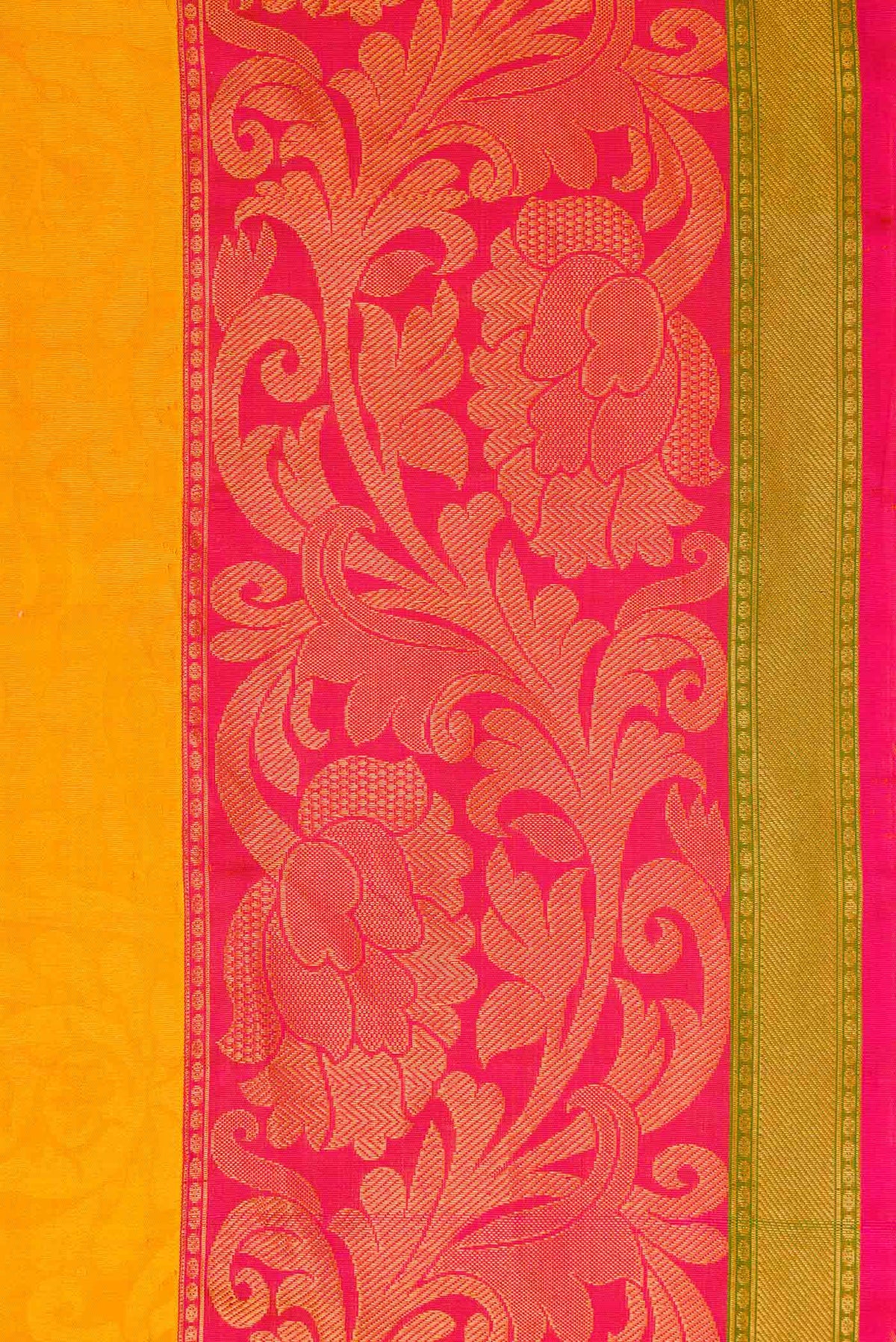 Border image of Mustard Dual Tone Gadwal Silk Saree with Zari Butta on the body and Zari Border