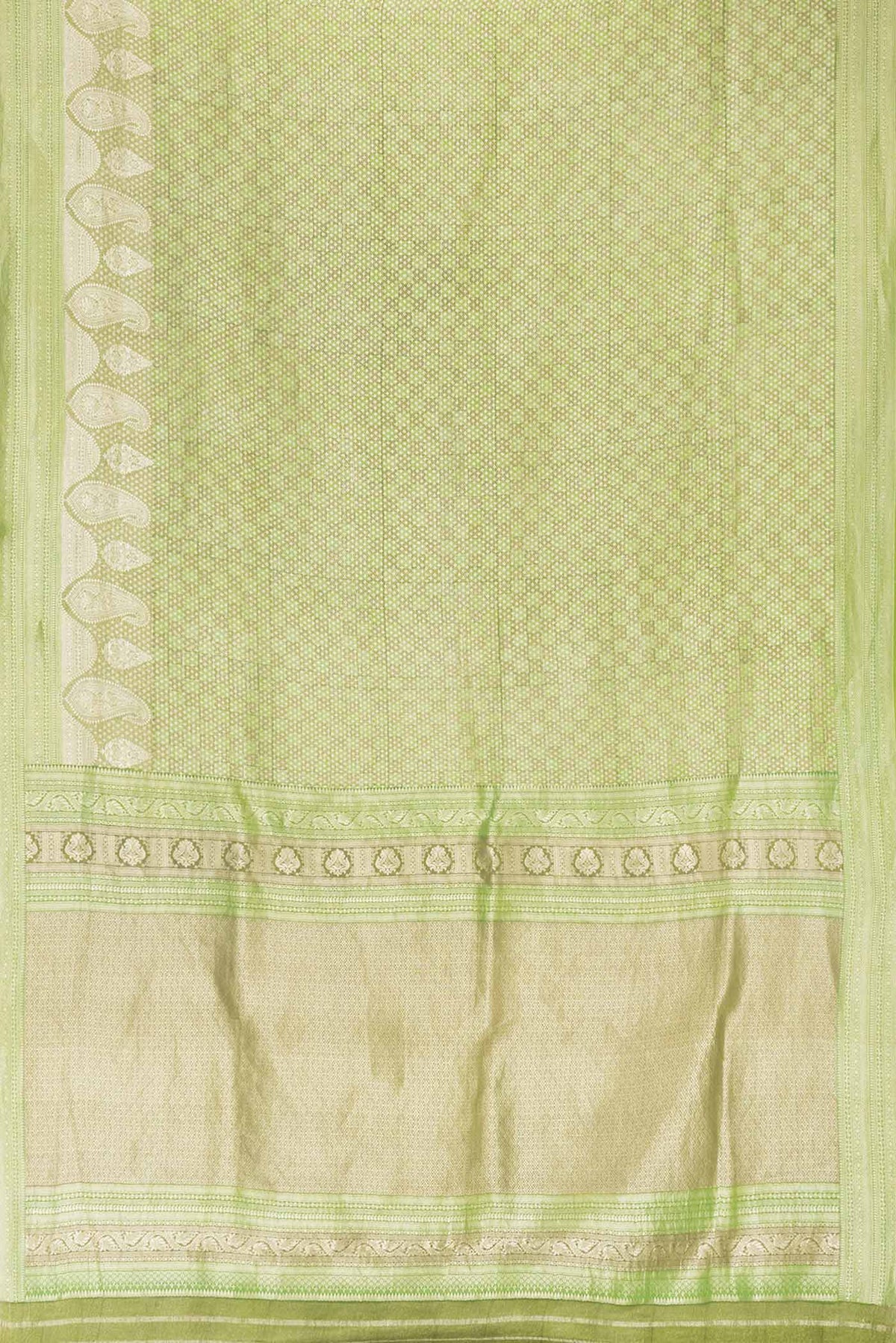 Flat view of Green Dual Tone Mysore Georgette Saree With Printed design on the body and Zari Border