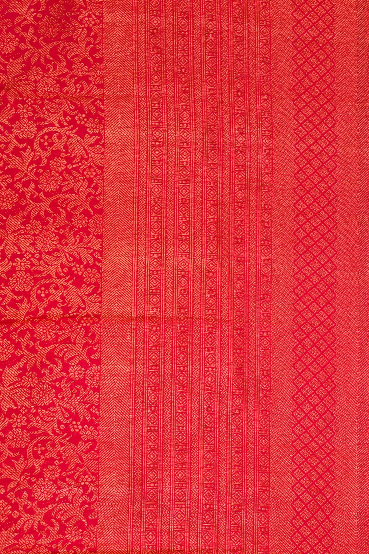 Border image of Red Dual Tone Kanjivaram Silk Saree with Zari Brocade on the body and Zari Border. 