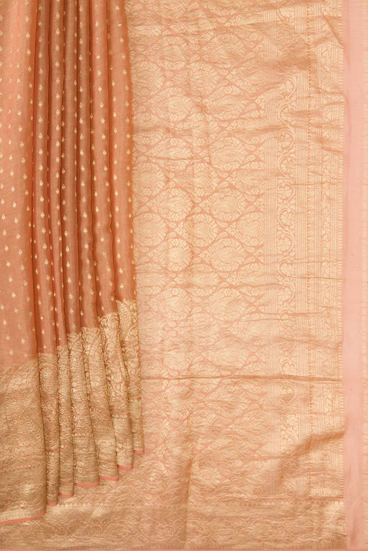 Pleats and pallu of Golden Peach Dual Tone Banarasi Georgette Saree with Zari Butta on the body and Zari Border. 