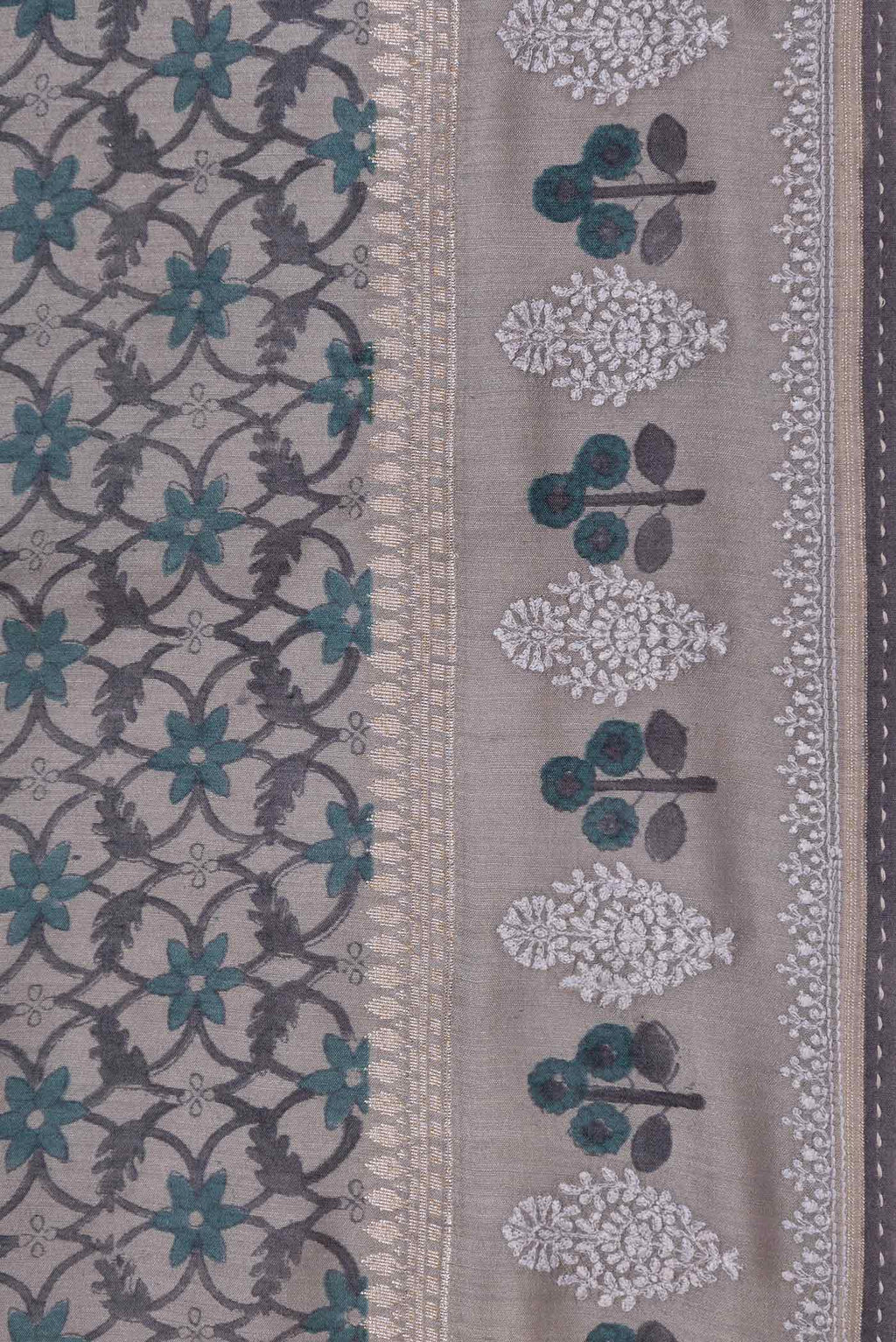 Border image of Grey Dual Tone Tussar Silk Saree with Printed design on the body and Embroidery Border