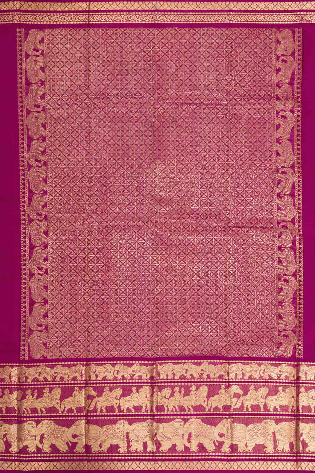 Close up image of the pallu of Magenta Dual Tone Kanchipuram Silk Saree with Zari Butta on the body and Fancy Border