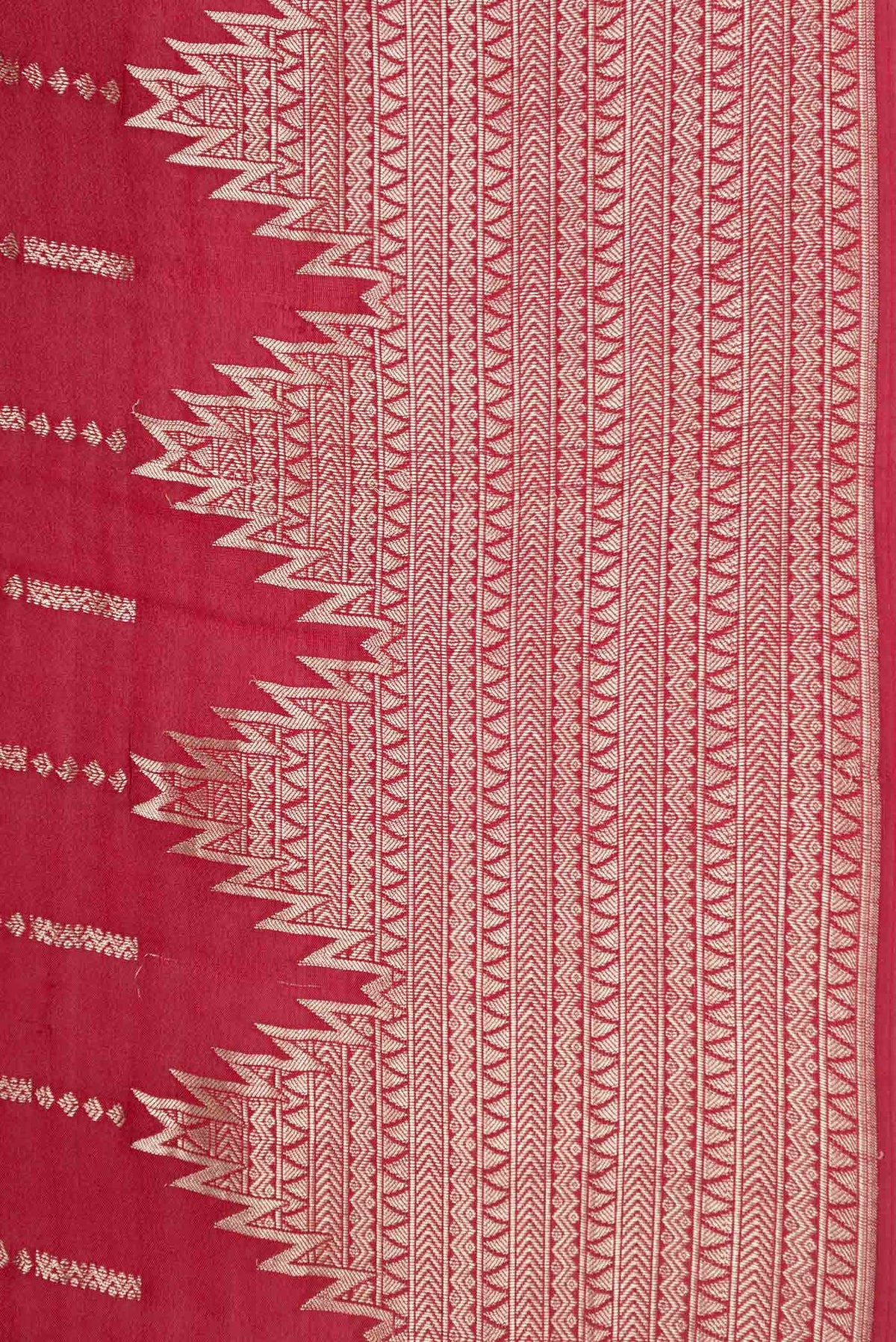 Border image of Maroon Mysore Crepe Saree with Stripes on the body and Fancy Border