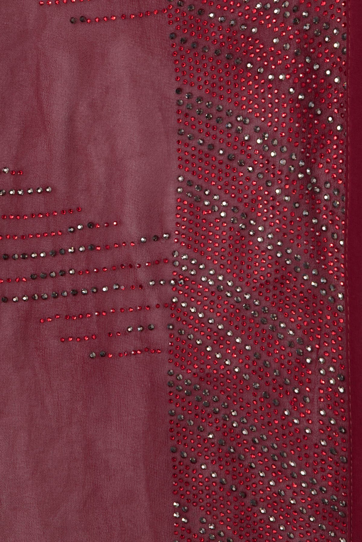 Border image of Maroon Dual Tone Georgette Saree with Embroidery on the body and Embroidery Border. 