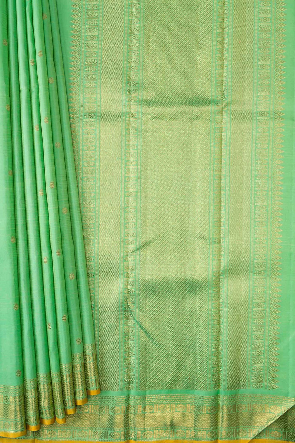 Pleats and pallu of Sea Green Dual Tone Kanchipuram Silk Saree with Zari Butta on the body and Zari Border