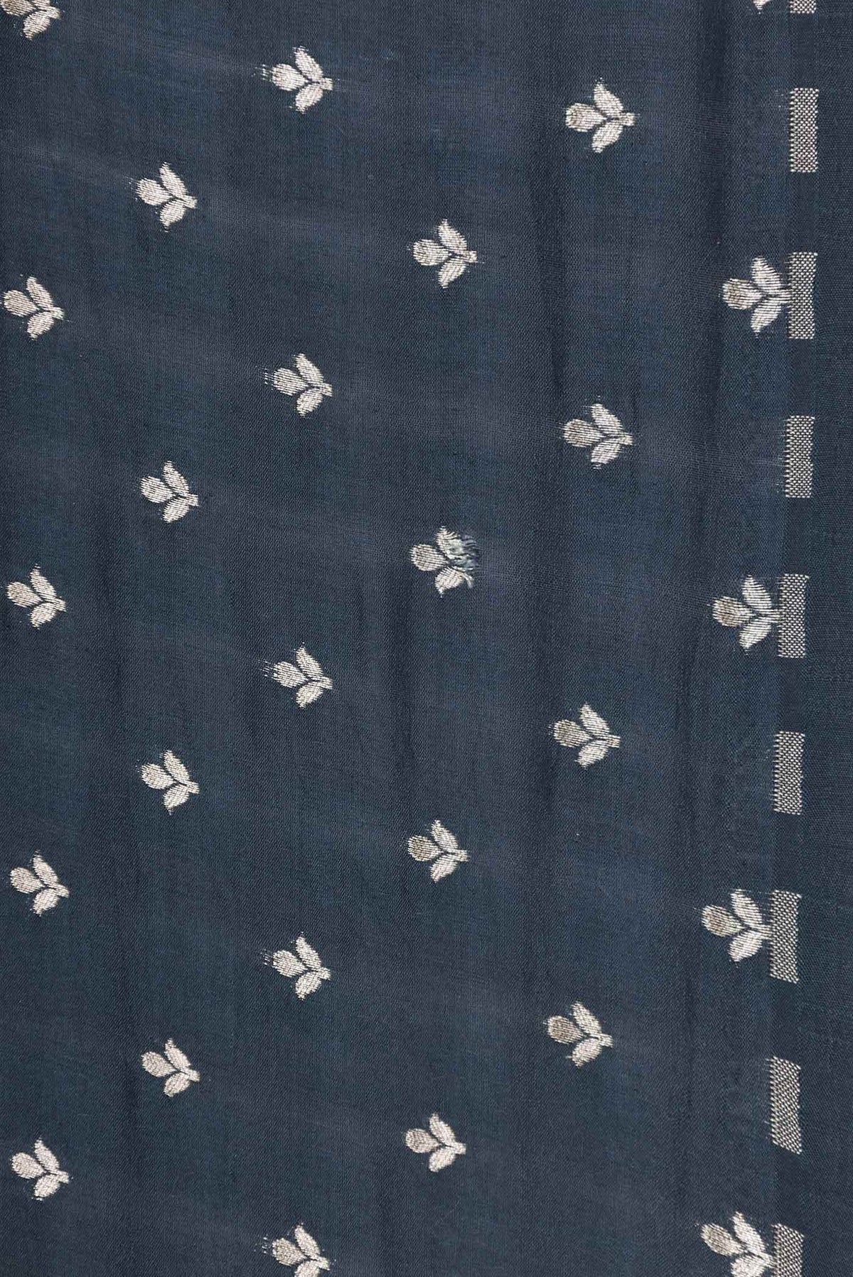 Border image of Black Tussar Silk Saree with Zari Butta on the body and Without Border