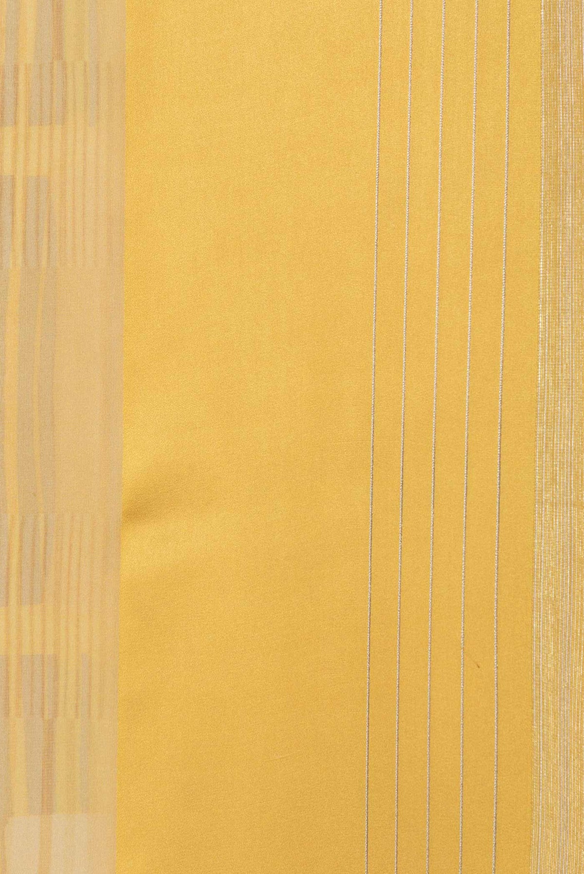 Border image of Yellow Dual Tone Georgette Saree with Printed design on the body and Zari Border