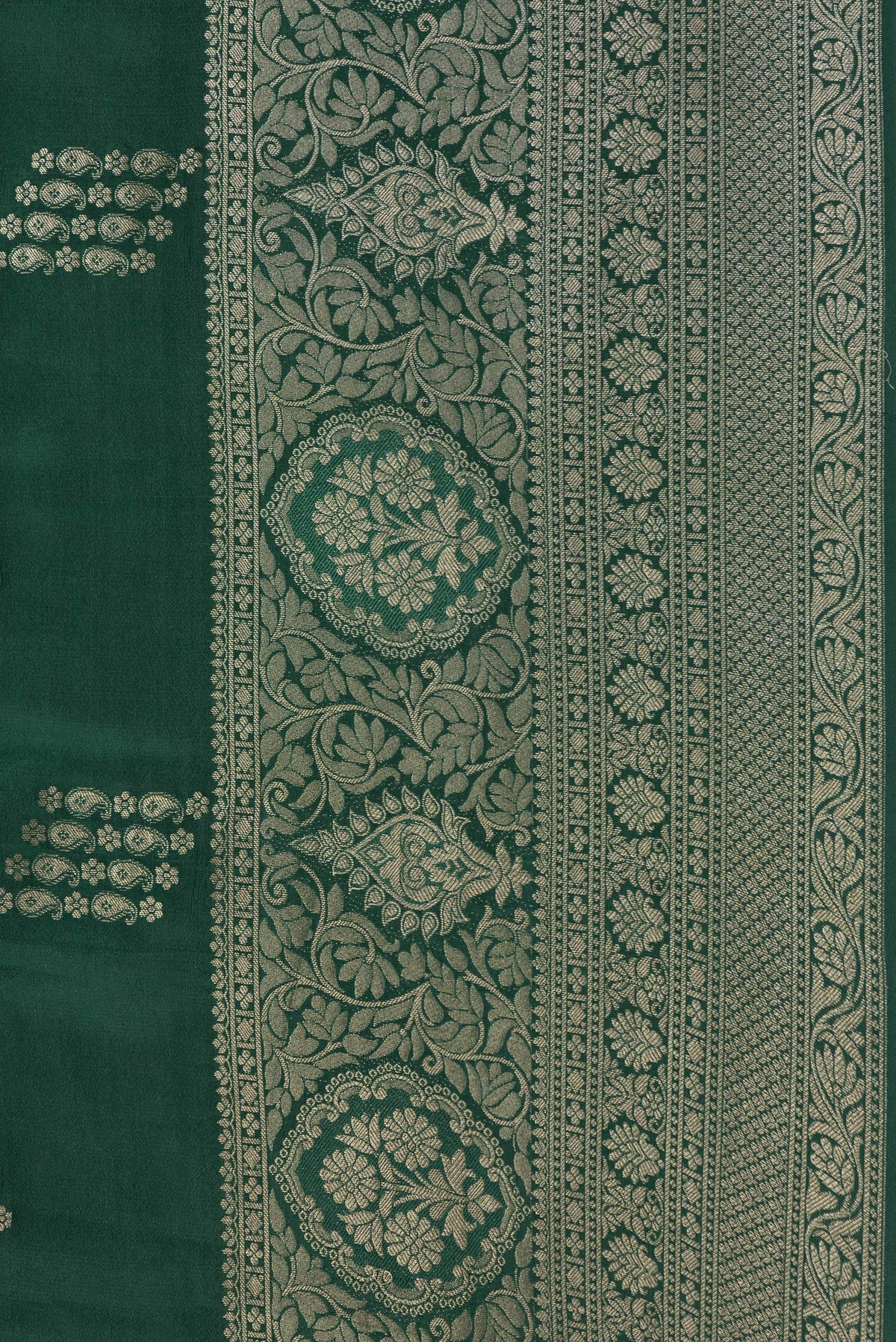 Border image of Bottle Green Dual Tone Mysore Georgette Saree with Zari Butta on the body and Zari Border. 