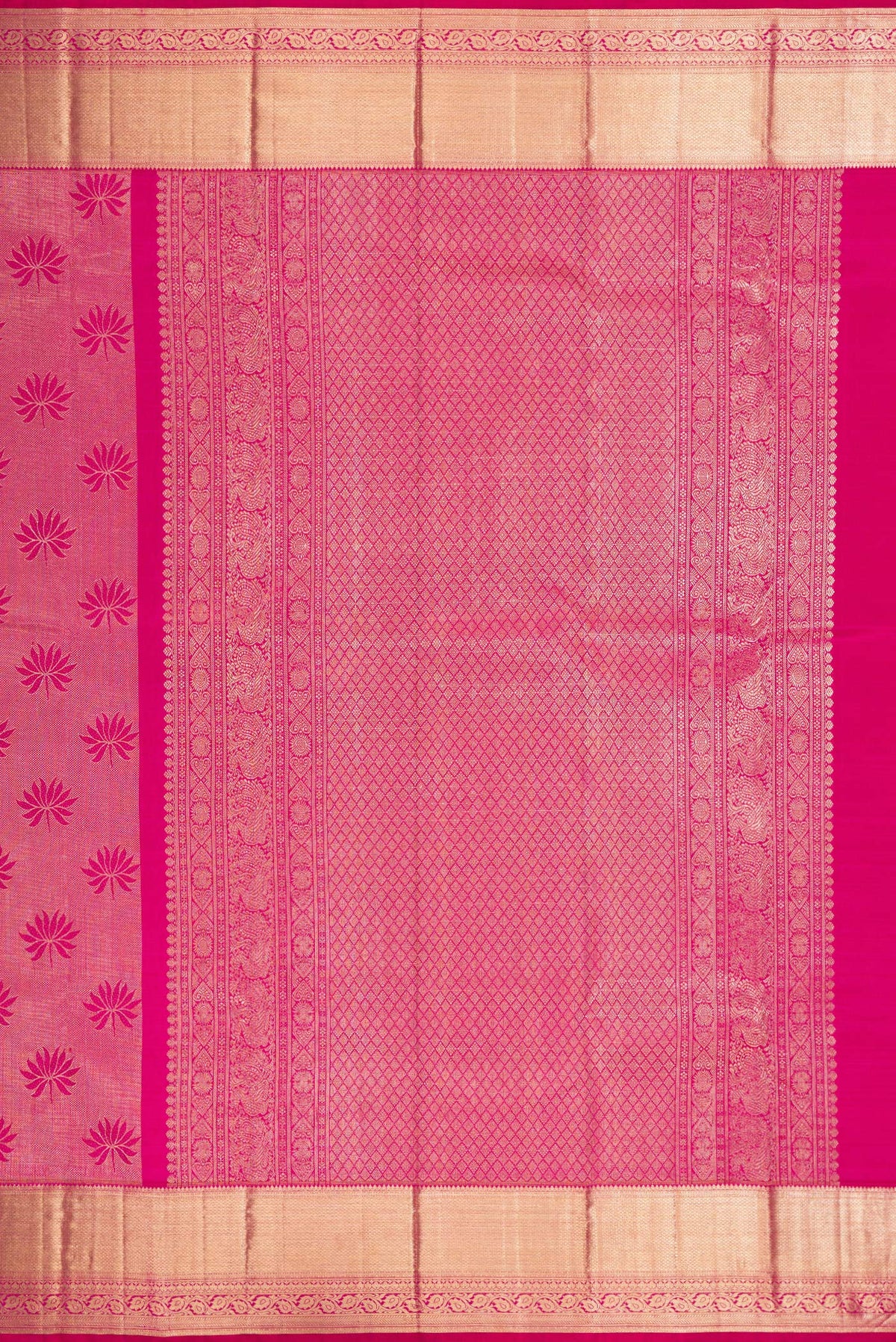 Close up image of the pallu of Pink Dual Tone Kanchipuram Silk Saree with Zari Brocade on the body and Zari Border. 