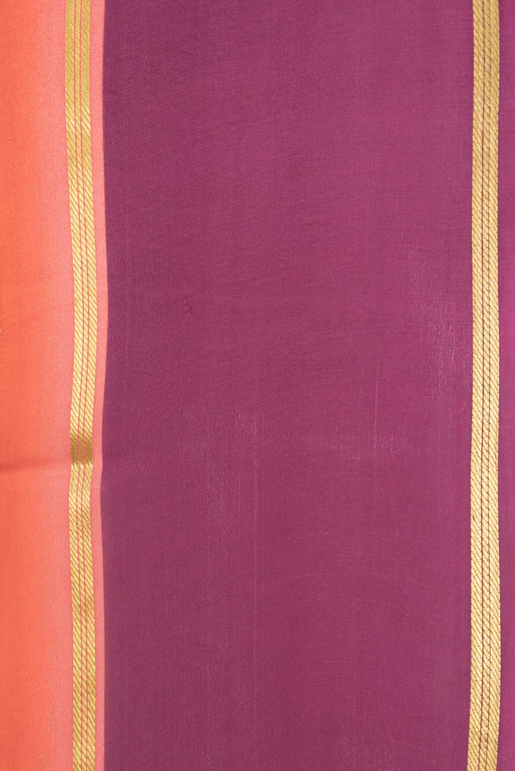 Border image of Sea Green Dual Tone Mysore Crepe Saree with Printed design on the body and Zari Border