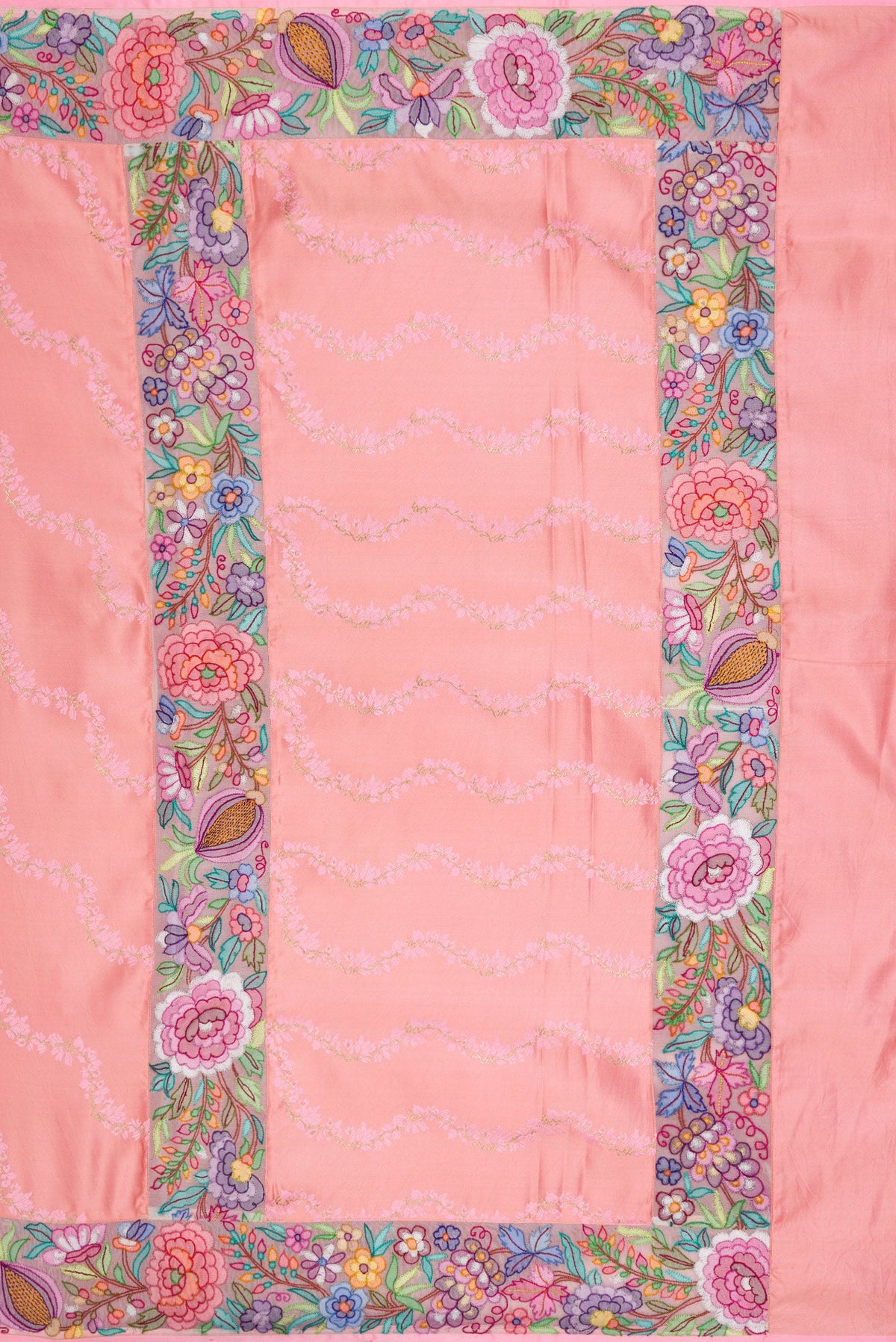 Close up image of the pallu of Pure Silk Pure Zari Pink Dual Tone Banarasi Saree with Embroidery on the body and Embroidery Border. 