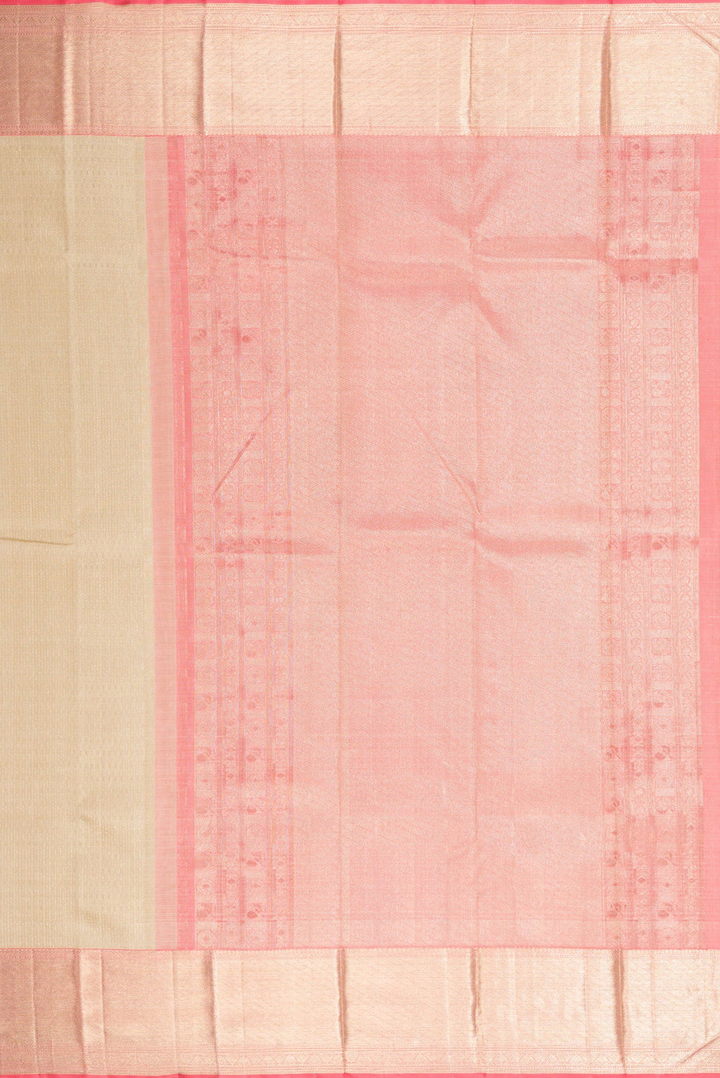 Close up image of the pallu of Pista Green Dual Tone Kanchipuram Silk Saree with Zari Brocade on the body and Zari Border. 