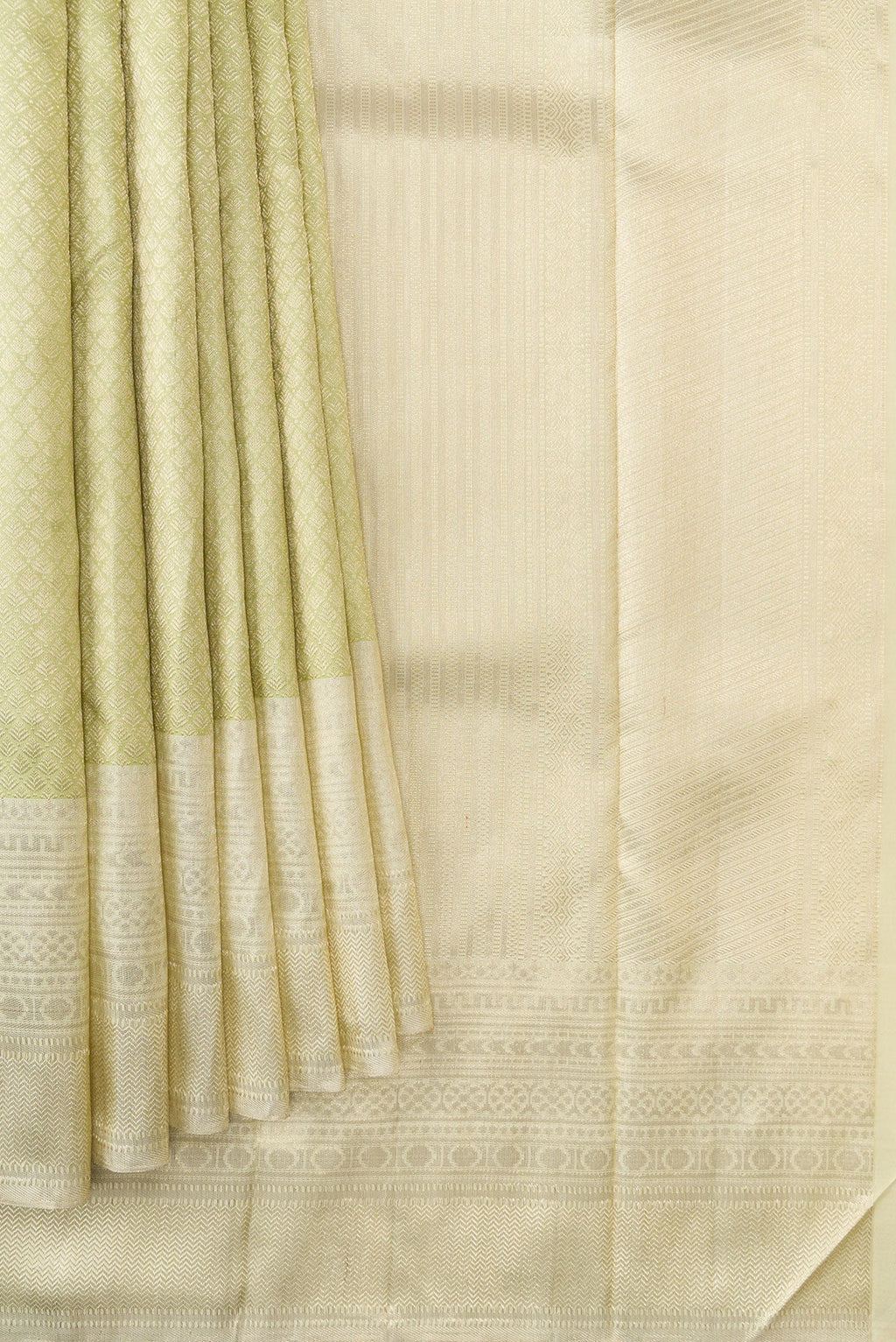 Pleats and pallu of Pista Green Dual Tone Kanchipuram Silk Saree with Zari Brocade on the body and Zari Border. 