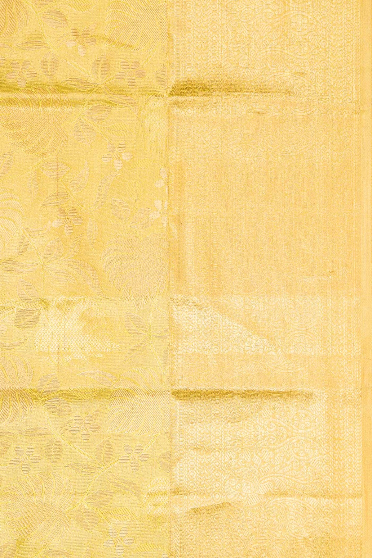 Border image of Green Dual Tone Kanchipuram Tissue Silk Saree with Zari Brocade on the body and Zari Border. 