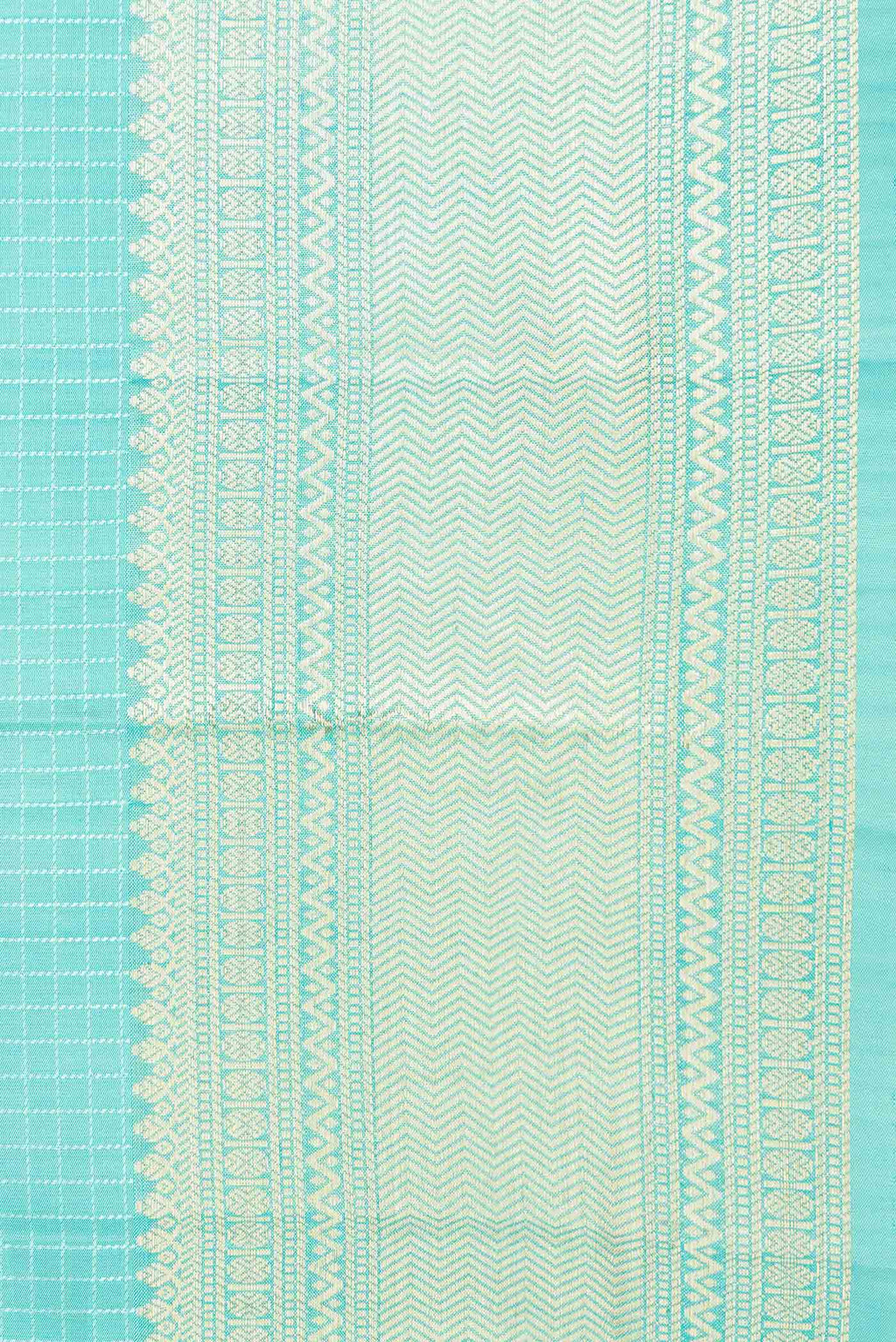 Border image of Sea Green Dual Tone Kanchipuram Saree with Checked design on the body and Zari Border