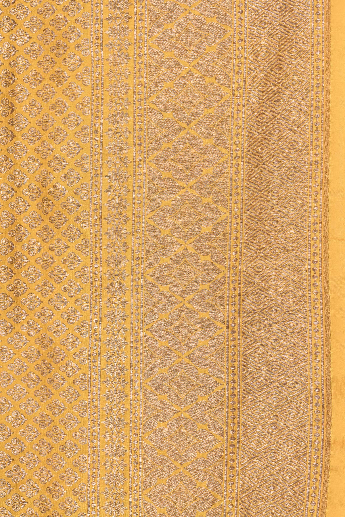 Border image of Yellow Dual Tone Banarasi Silk Saree with Zari Brocade on the body and Zari Border. 