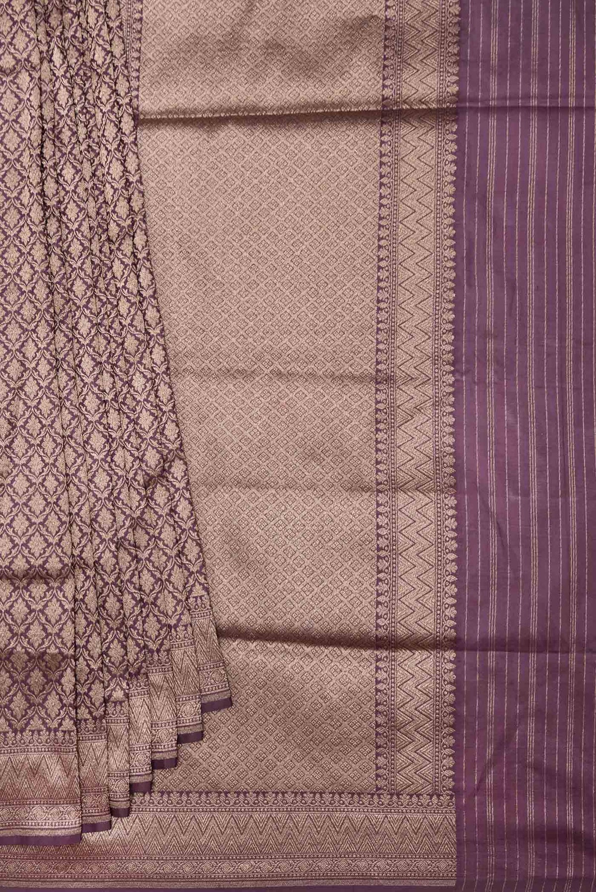 Pleats and pallu of Burgundy Dual Tone Banarasi Silk Saree with Zari Brocade on the body and Zari Border