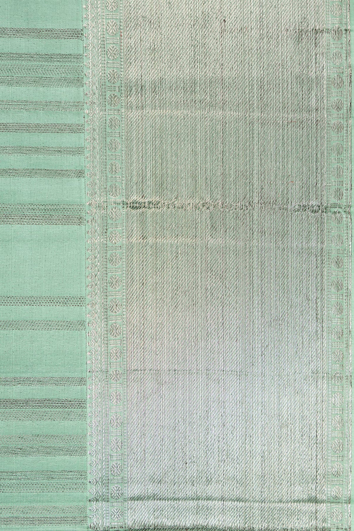 Border image of Light Green Dual Tone Kanjivaram Silk Saree with Zari Brocade on the body and Zari Border. 