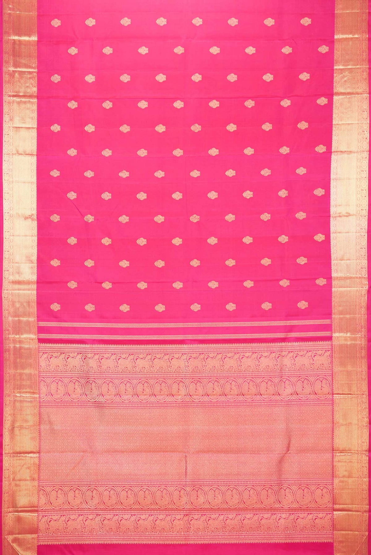 Flat view of Pure Silk Pure Zari Dark Pink Dual Tone Kanchipuram Saree with Zari Butta on the body and Zari Border