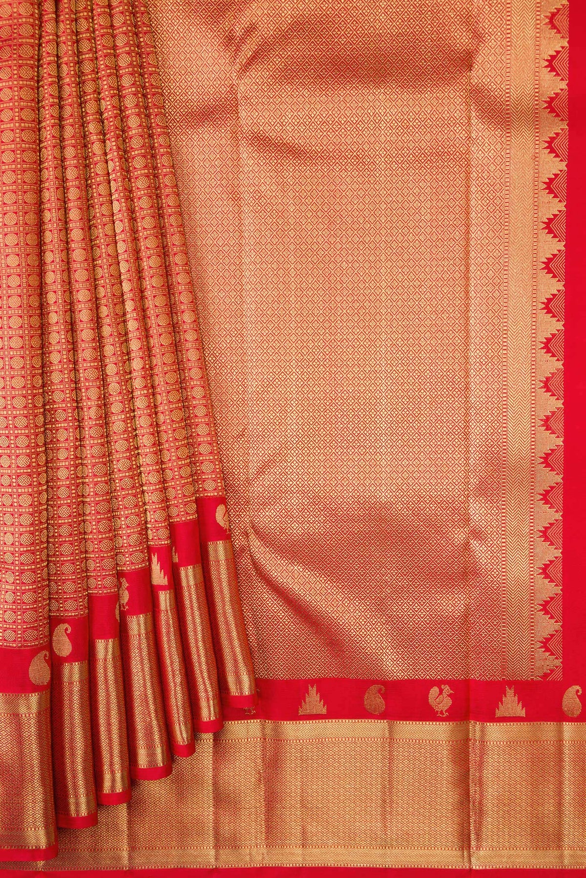 Pleats and pallu of Pure Silk Pure Zari Red Dual Tone Kanjivaram Saree with Zari Brocade on the body and Zari Border. 