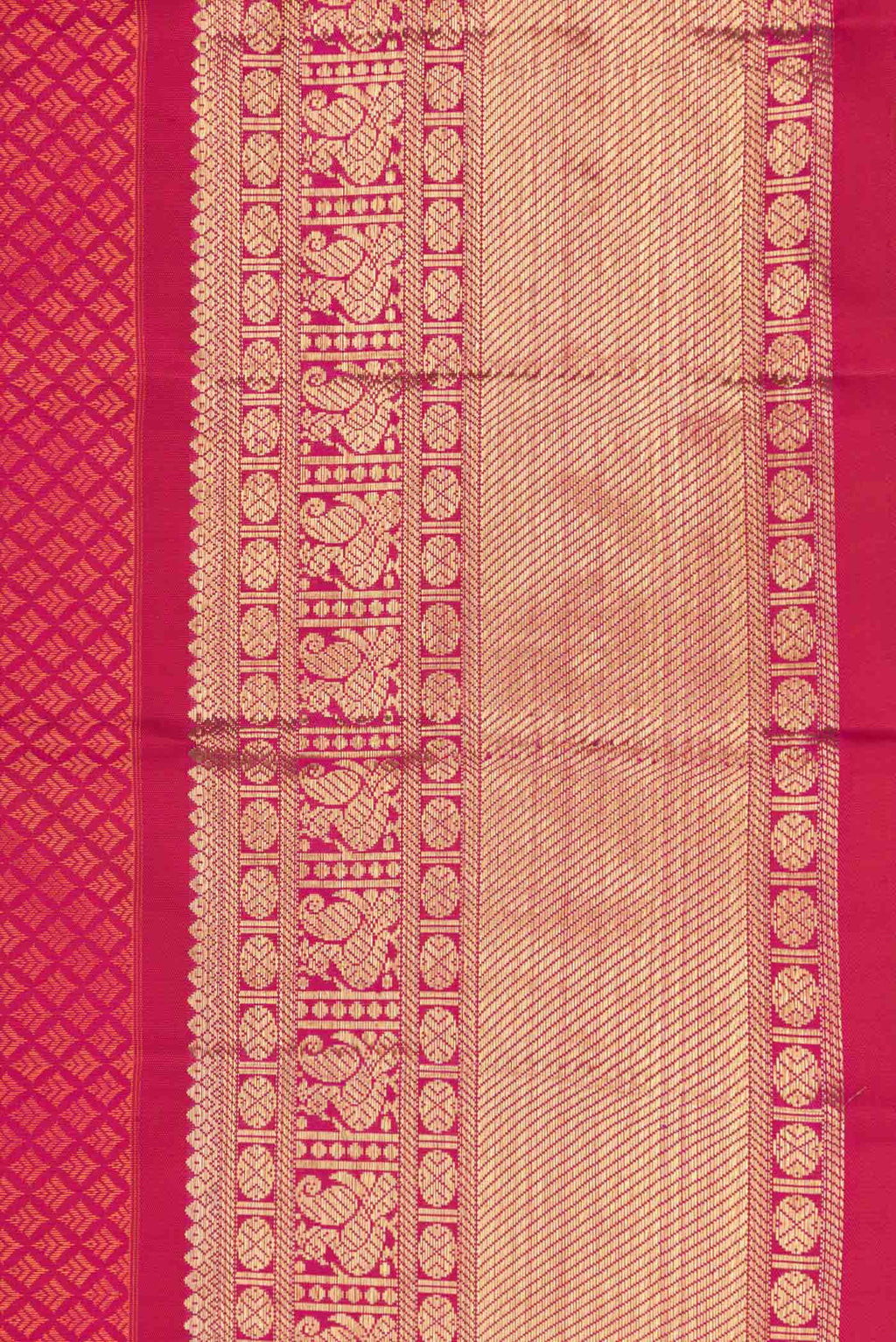 Border image of Pure Silk Pure Zari Pink Dual Tone Kanchipuram Saree with Jacquard With Zari Butta on the body and Zari Border