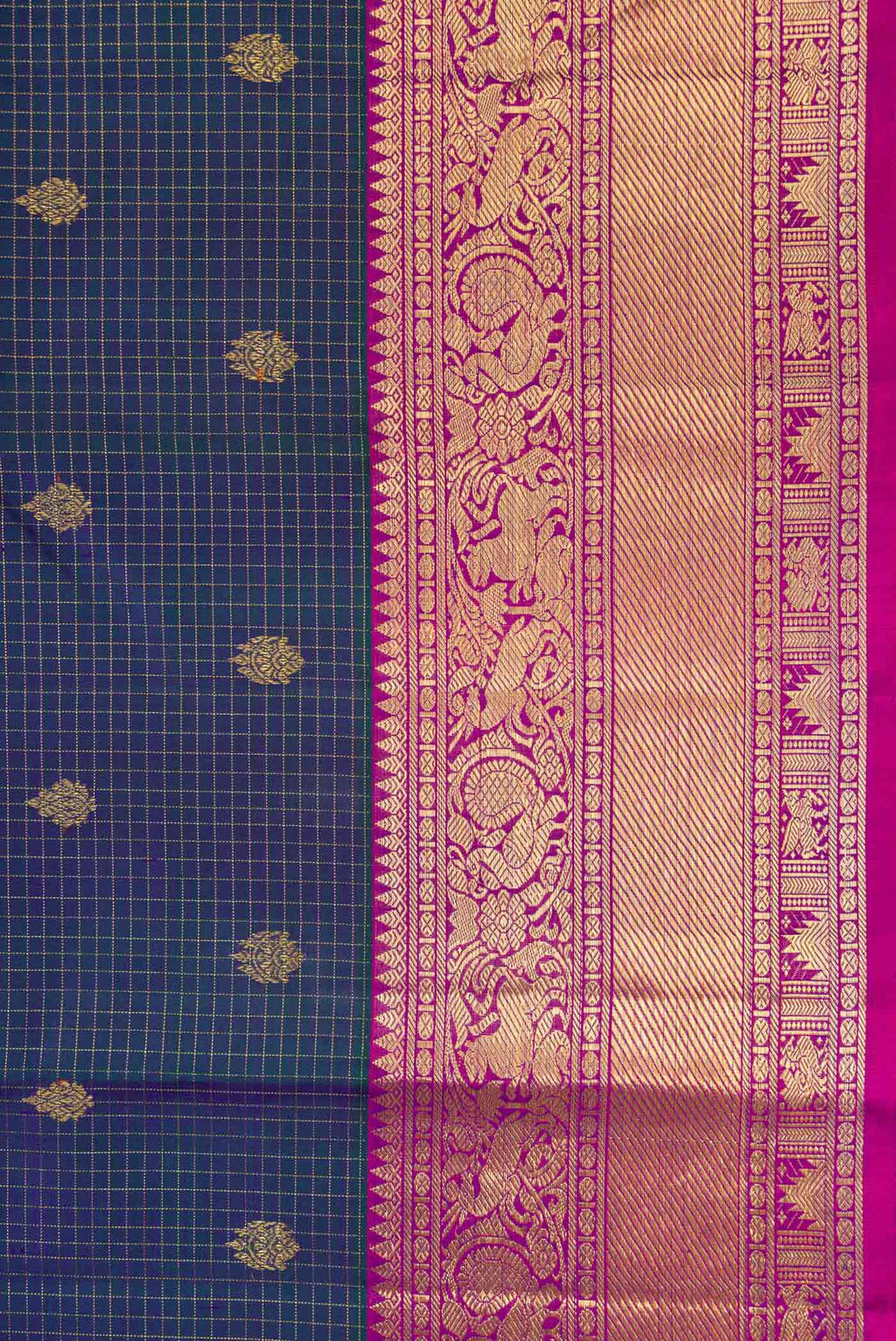 Border image of Pure Silk Pure Zari Peacock Blue Dual Tone Kanchipuram Saree with Checked design on the body and Zari Border