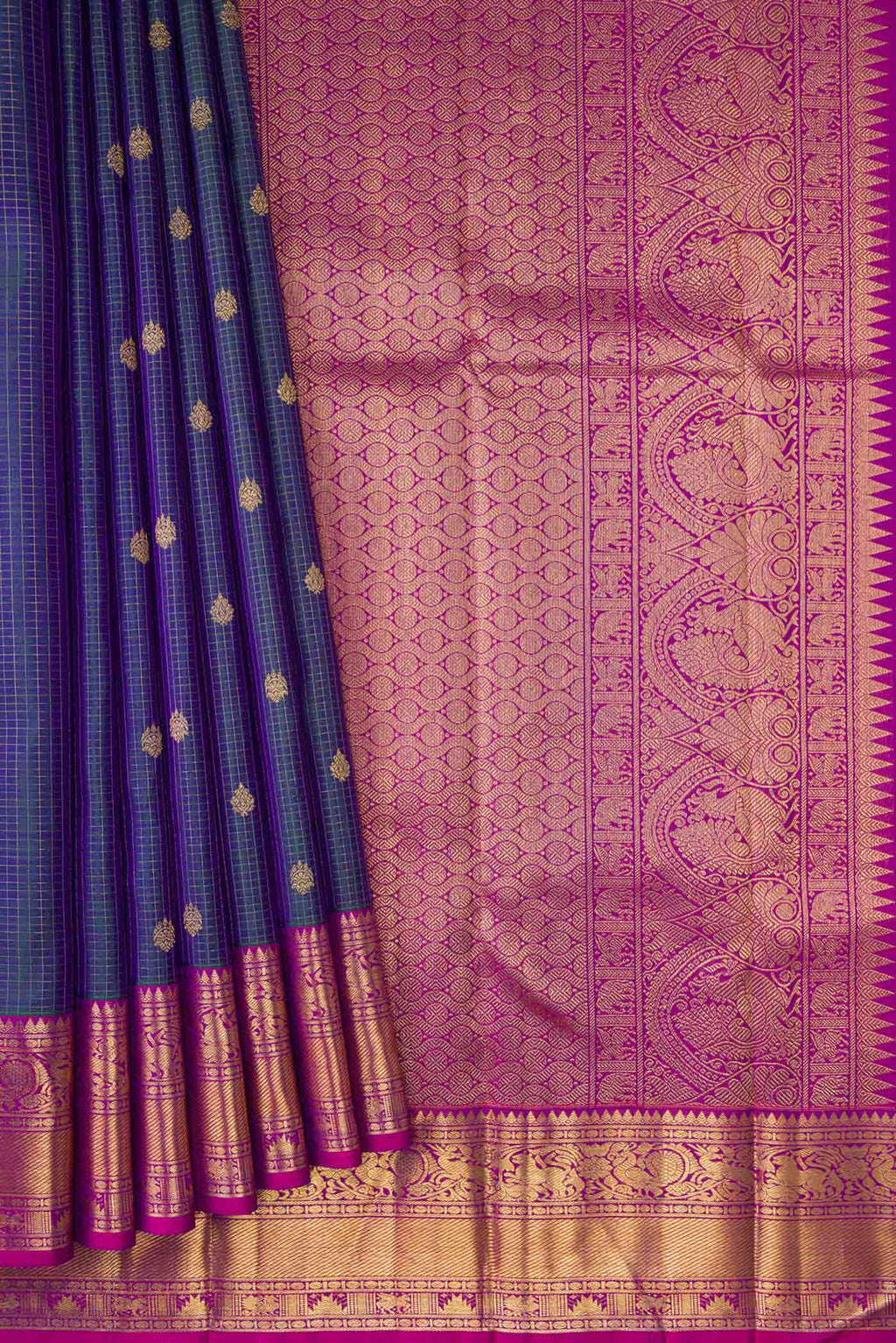 Pleats and pallu of Pure Silk Pure Zari Peacock Blue Dual Tone Kanchipuram Saree with Checked design on the body and Zari Border