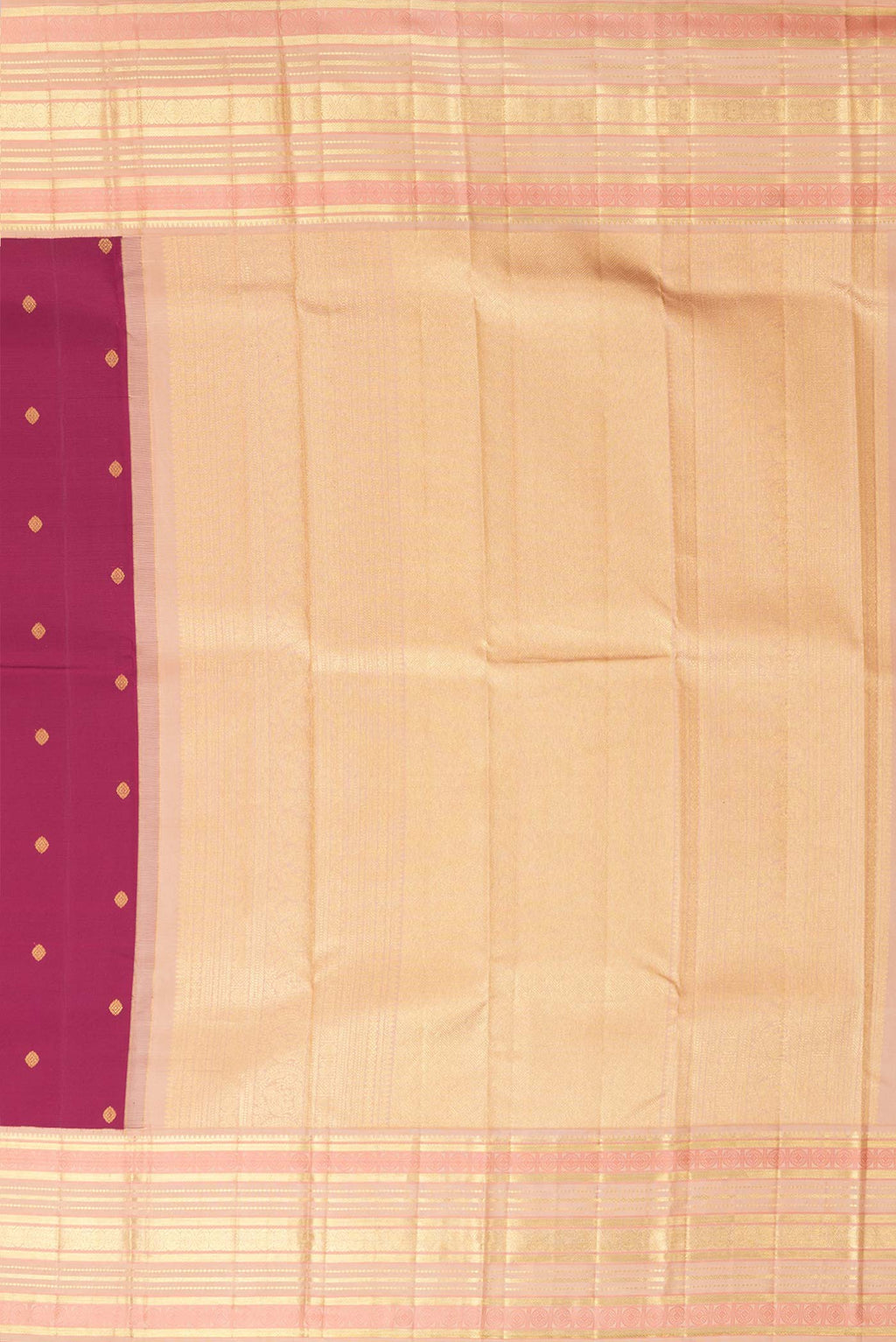 Close up image of the pallu of Magenta Dual Tone Kanchipuram Saree with Zari Butta on the body and Zari And Thread Border