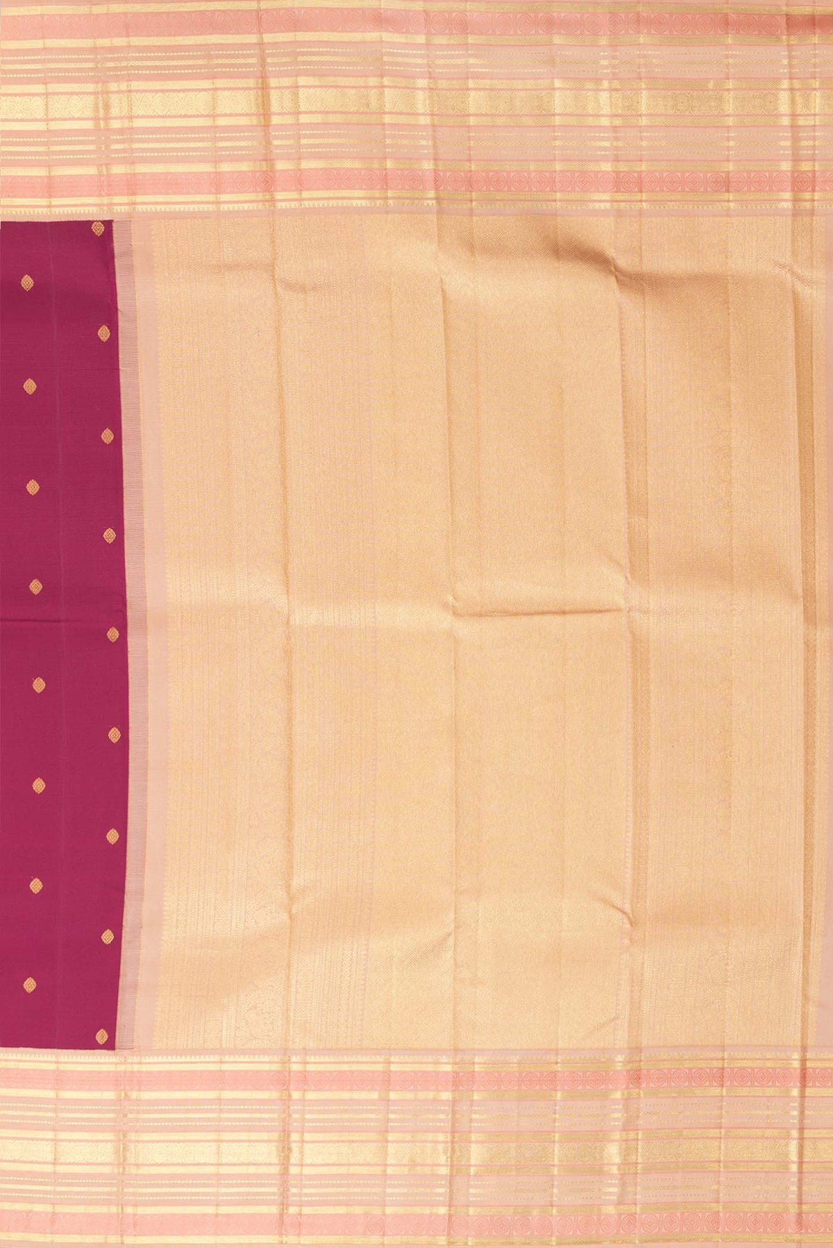 Close up image of the pallu of Magenta Dual Tone Kanchipuram Saree with Zari Butta on the body and Zari And Thread Border