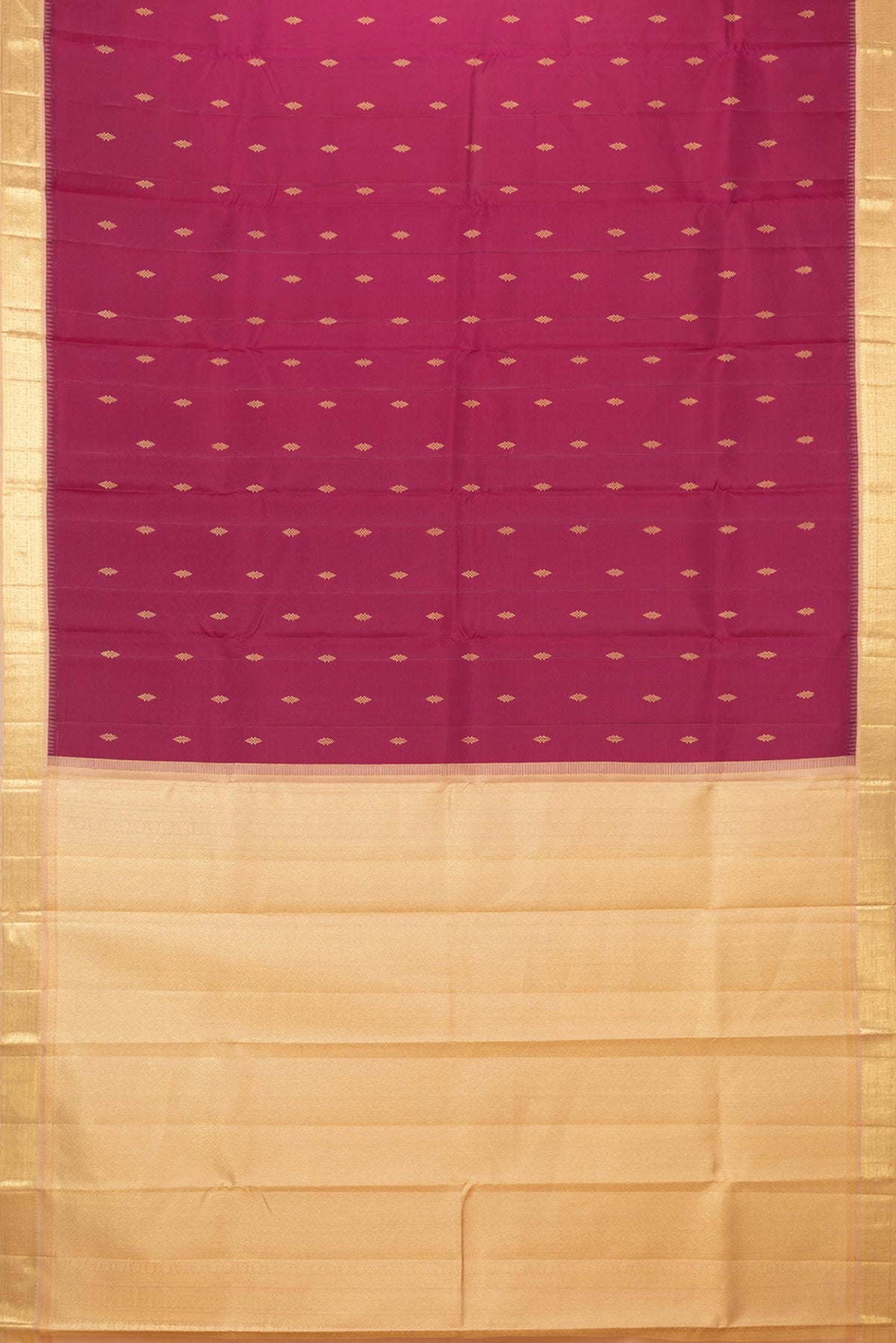 Flat view of Magenta Dual Tone Kanchipuram Saree with Zari Butta on the body and Zari Border