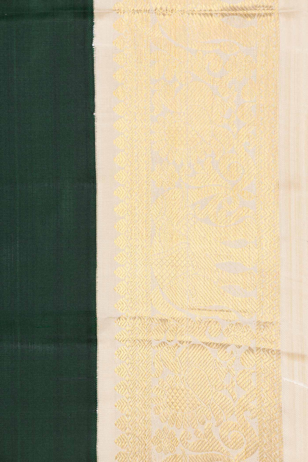 Border image of Pure Silk Pure Zari Green Dual Tone Kanchipuram Saree with Plain Body and Zari Border