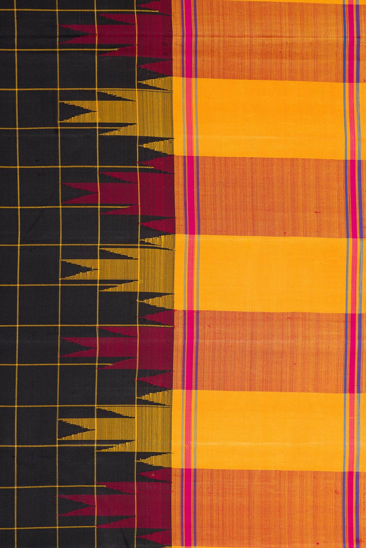 Border image of Black Dual Tone Kanchipuram Silk Saree with Checked design on the body and Temple Border. 