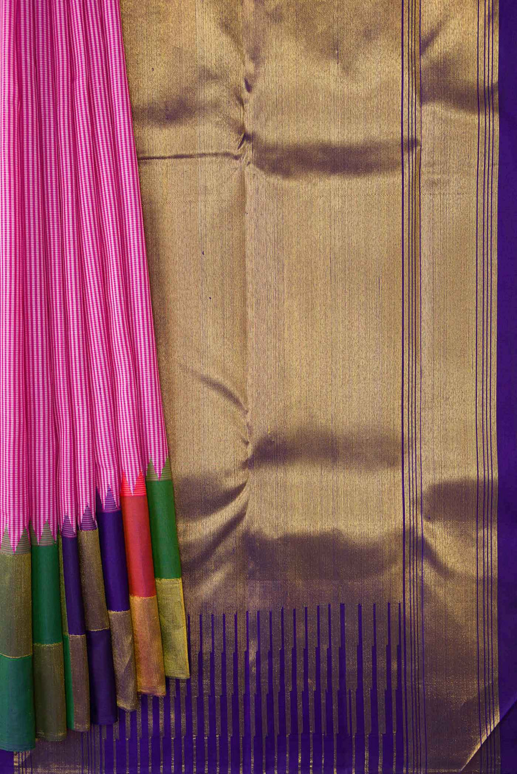 Pleats and pallu of Pure Silk Pure Zari Pink Dual Tone Kanchipuram Saree with Checked design on the body and Fancy Border