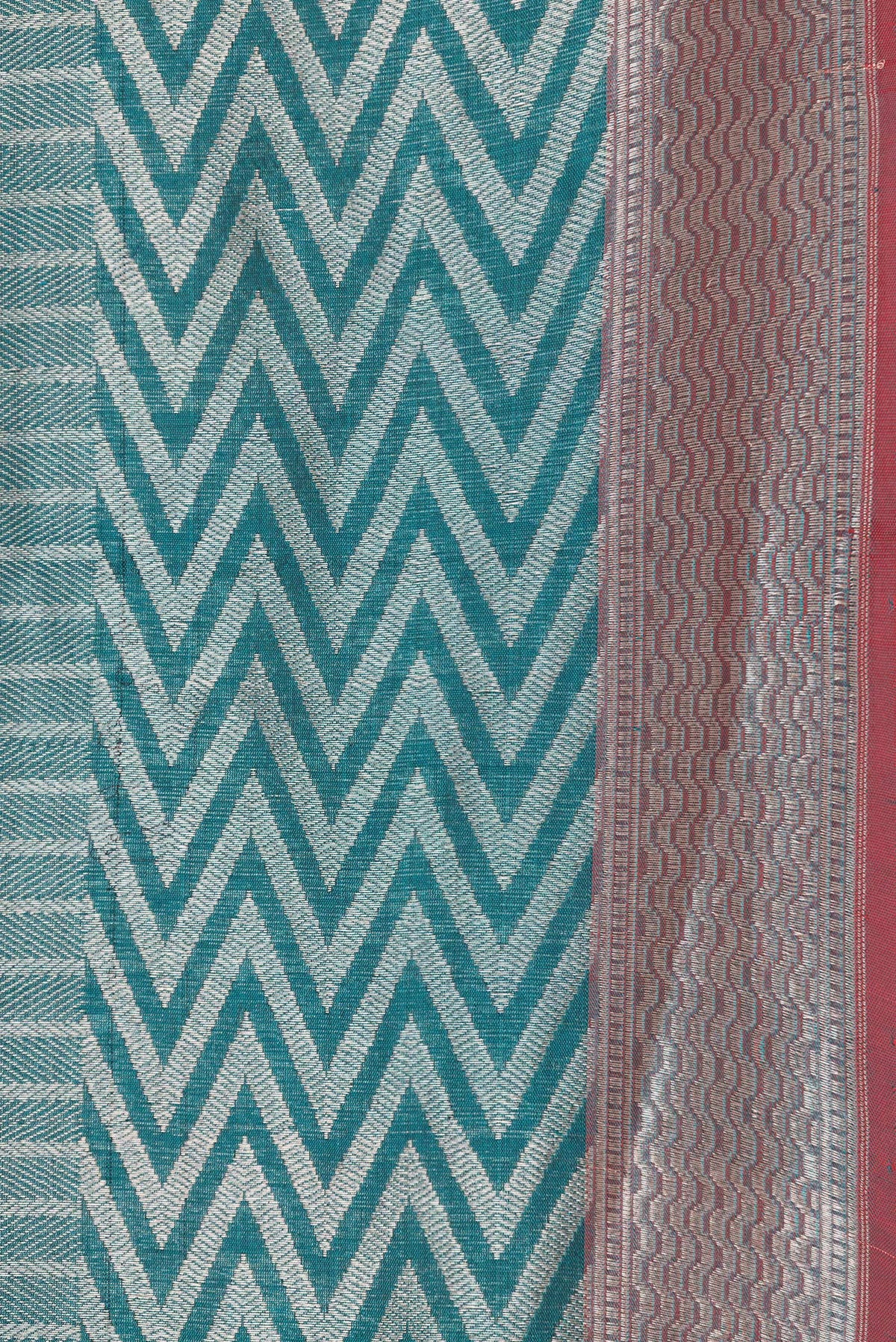 Border image of Green Dual Tone Banarasi Silk Saree with Zari Brocade on the body and Zari Border. 
