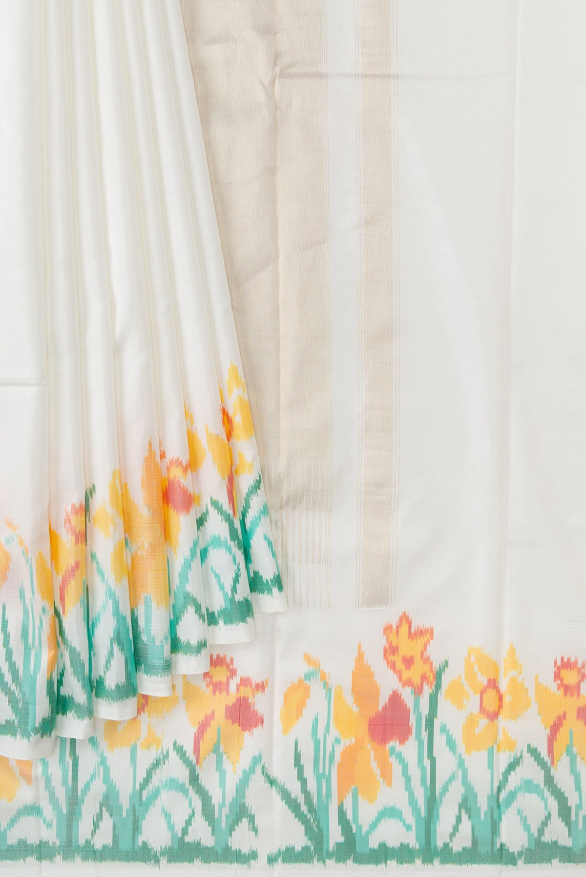 Pleats and pallu of Off White Dual Tone Double Ikat Saree with Plain Body and Ikat Border. 