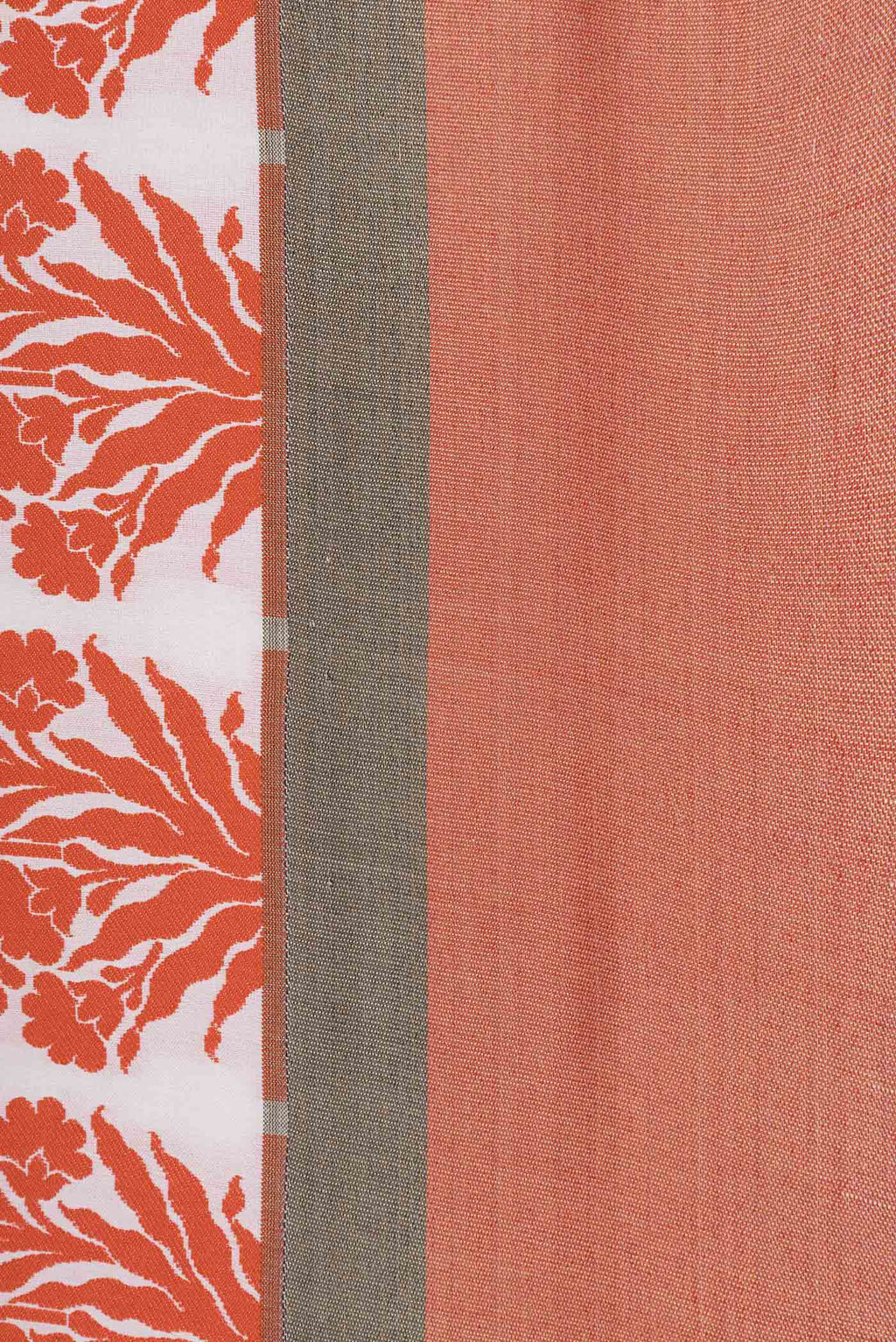 Border image of Off White Dual Tone Banarasi Silk Saree with Zari Brocade on the body and Zari Border