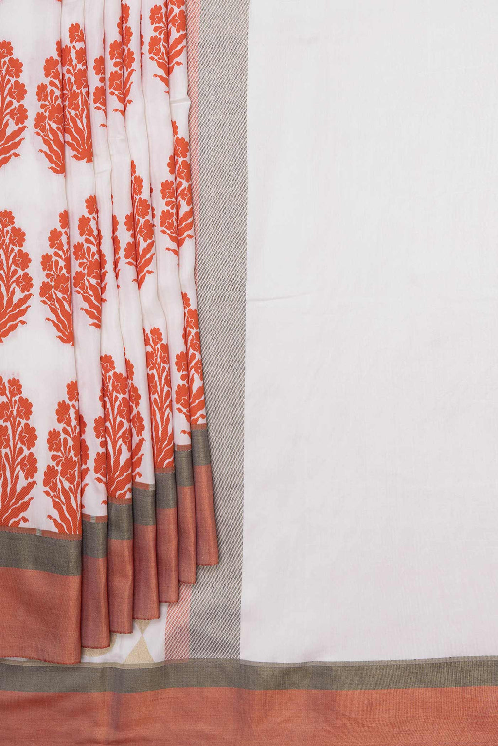 Pleats and pallu of Off White Dual Tone Banarasi Silk Saree with Zari Brocade on the body and Zari Border