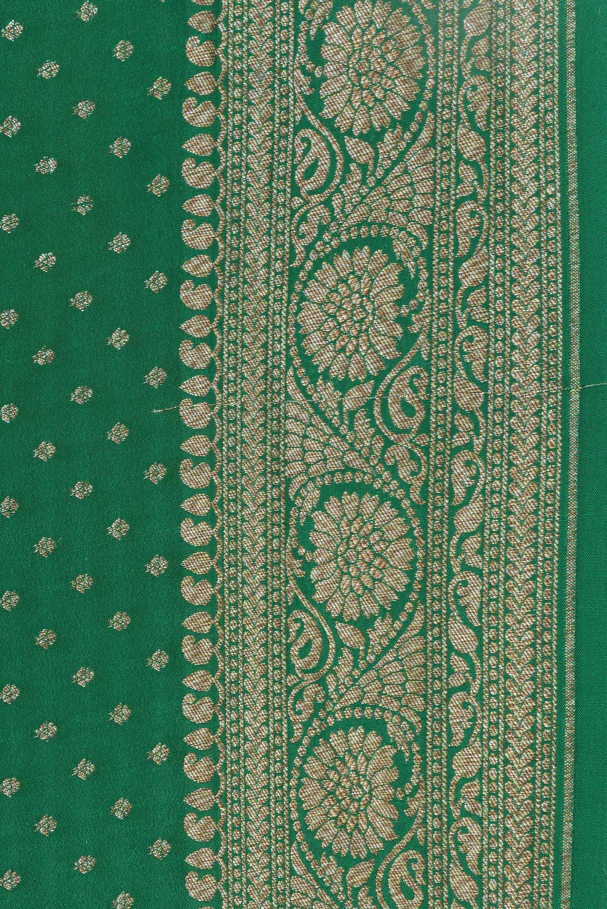 Border image of Green Dual Tone Banarasi Georgette Saree with Zari Butta on the body and Zari Border. 